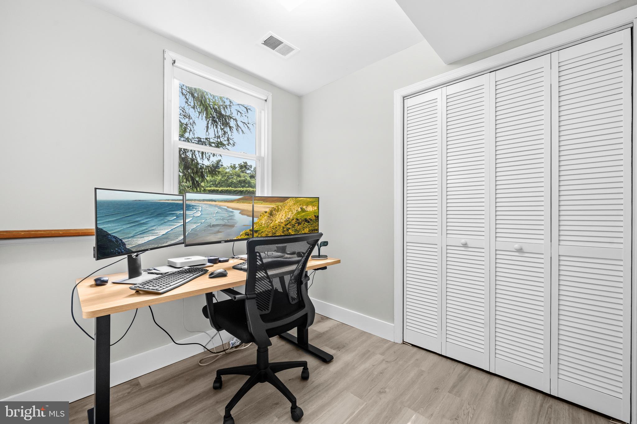 FOX MILL ESTATES - Residential