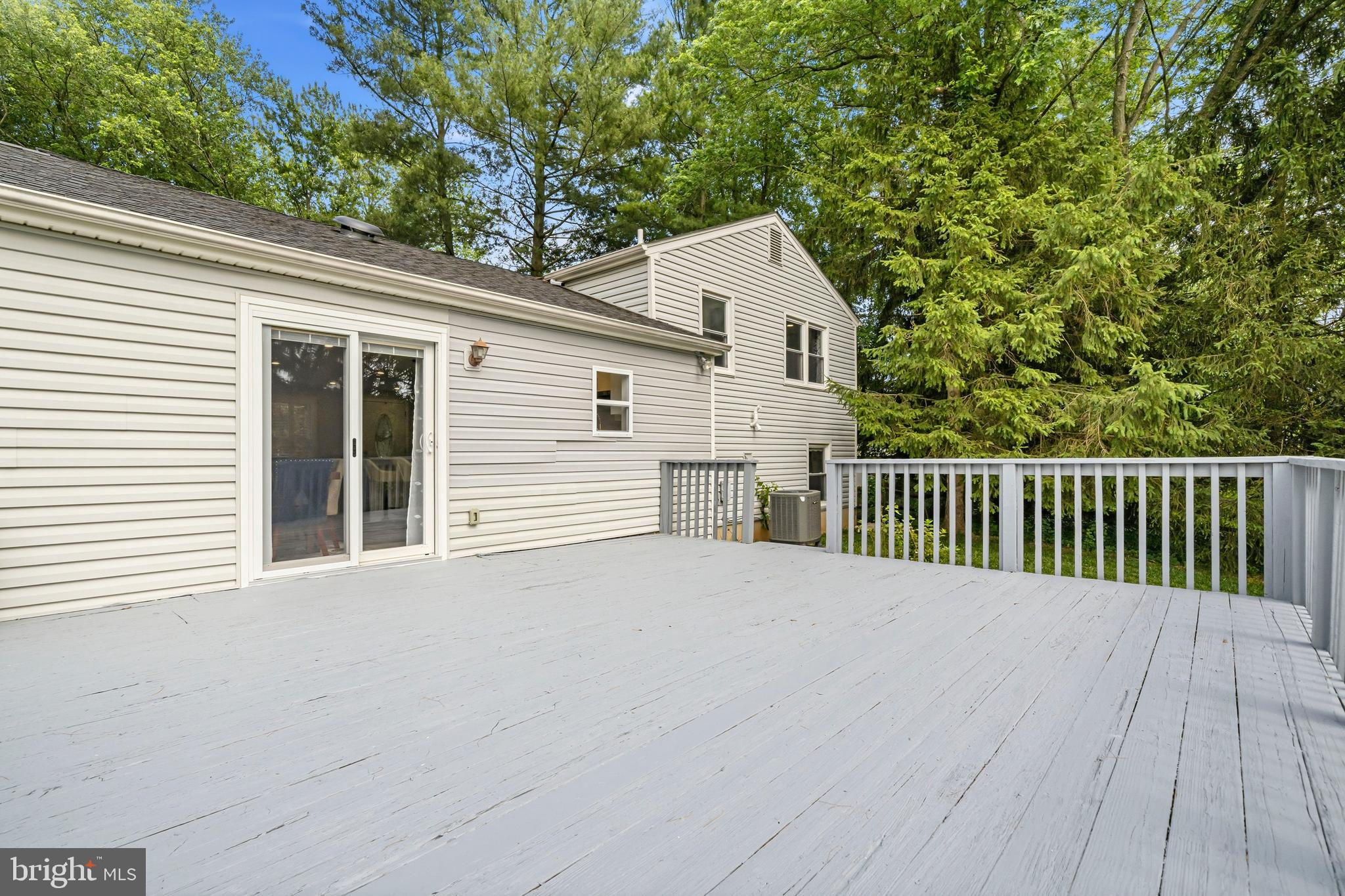 FOX MILL ESTATES - Residential
