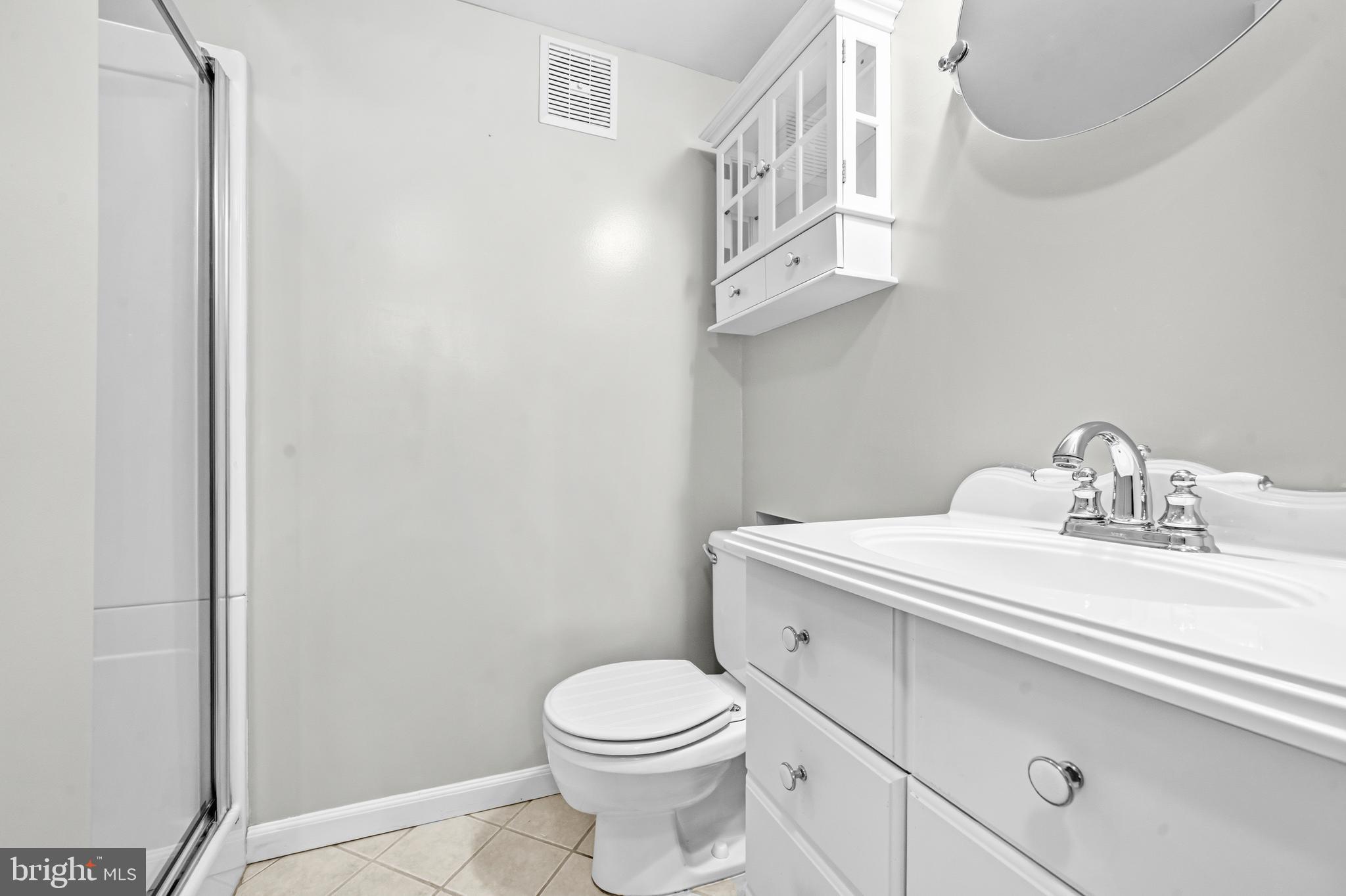 FOX MILL ESTATES - Residential