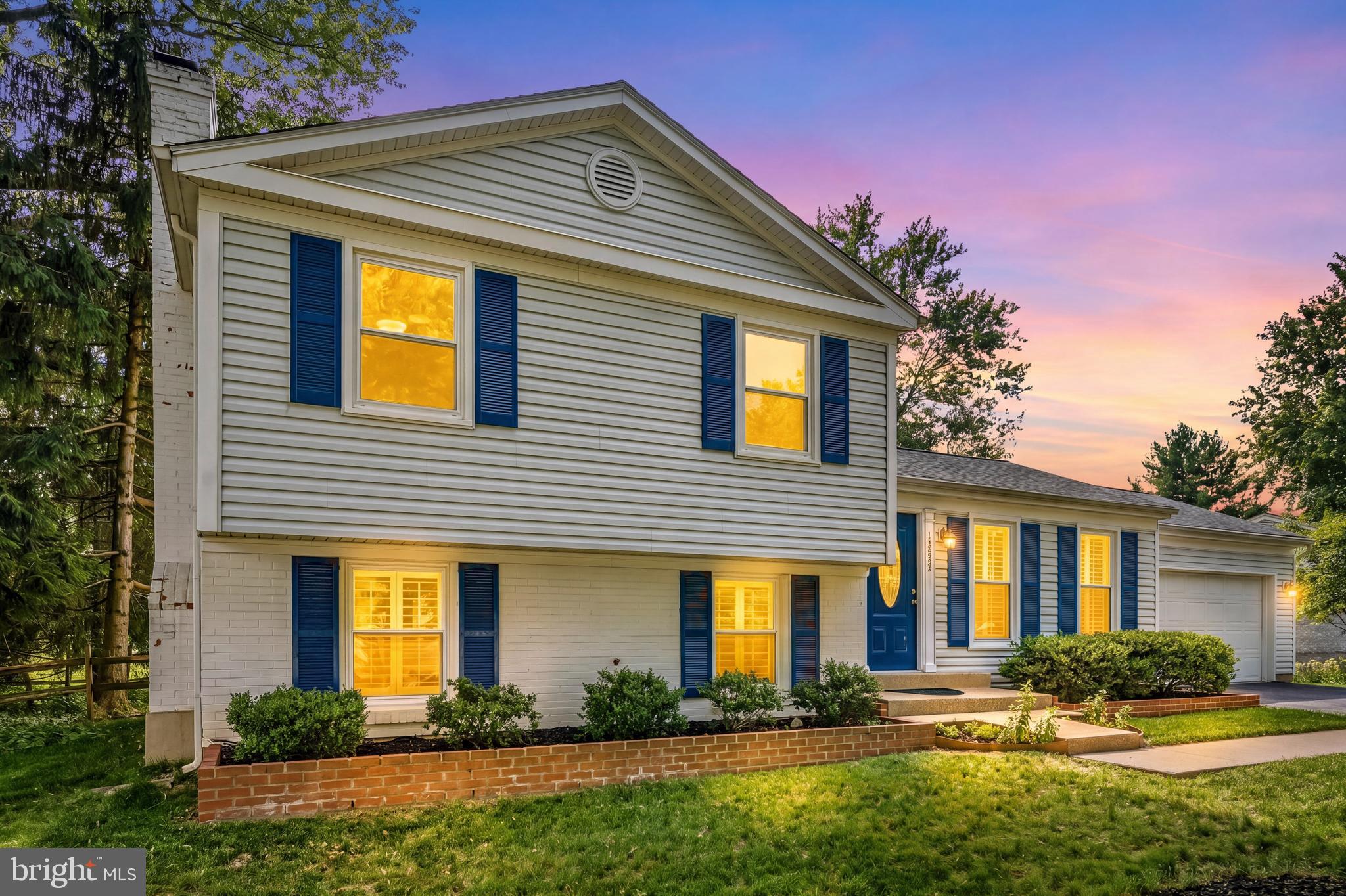 FOX MILL ESTATES - Residential