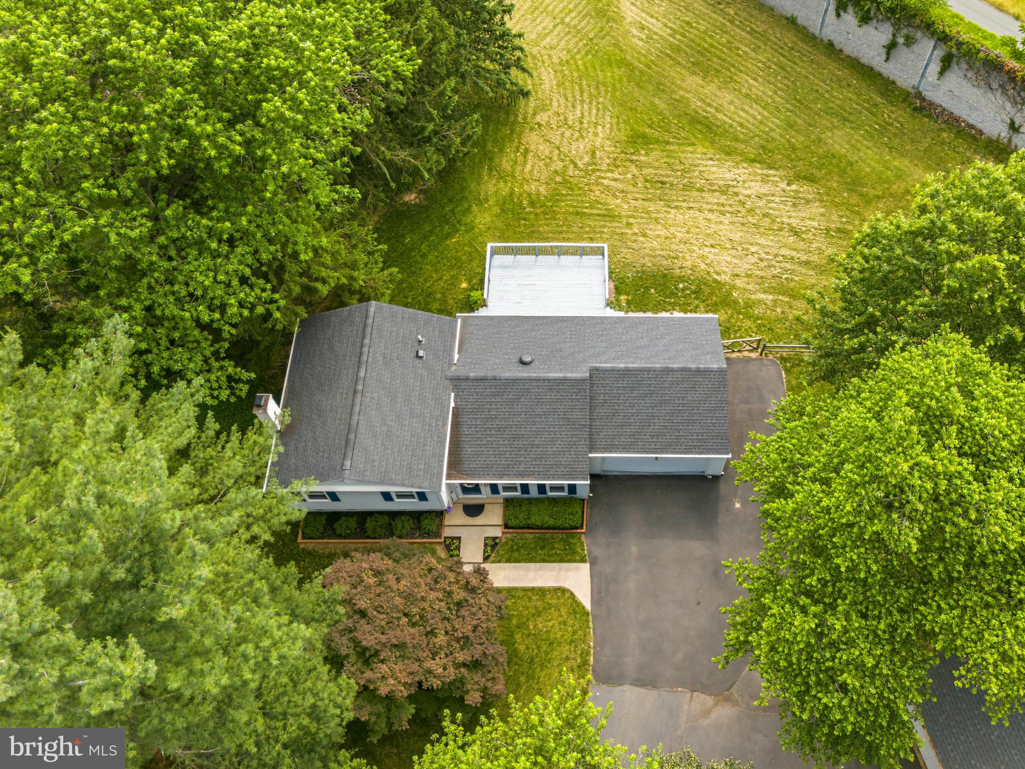 FOX MILL ESTATES - Residential