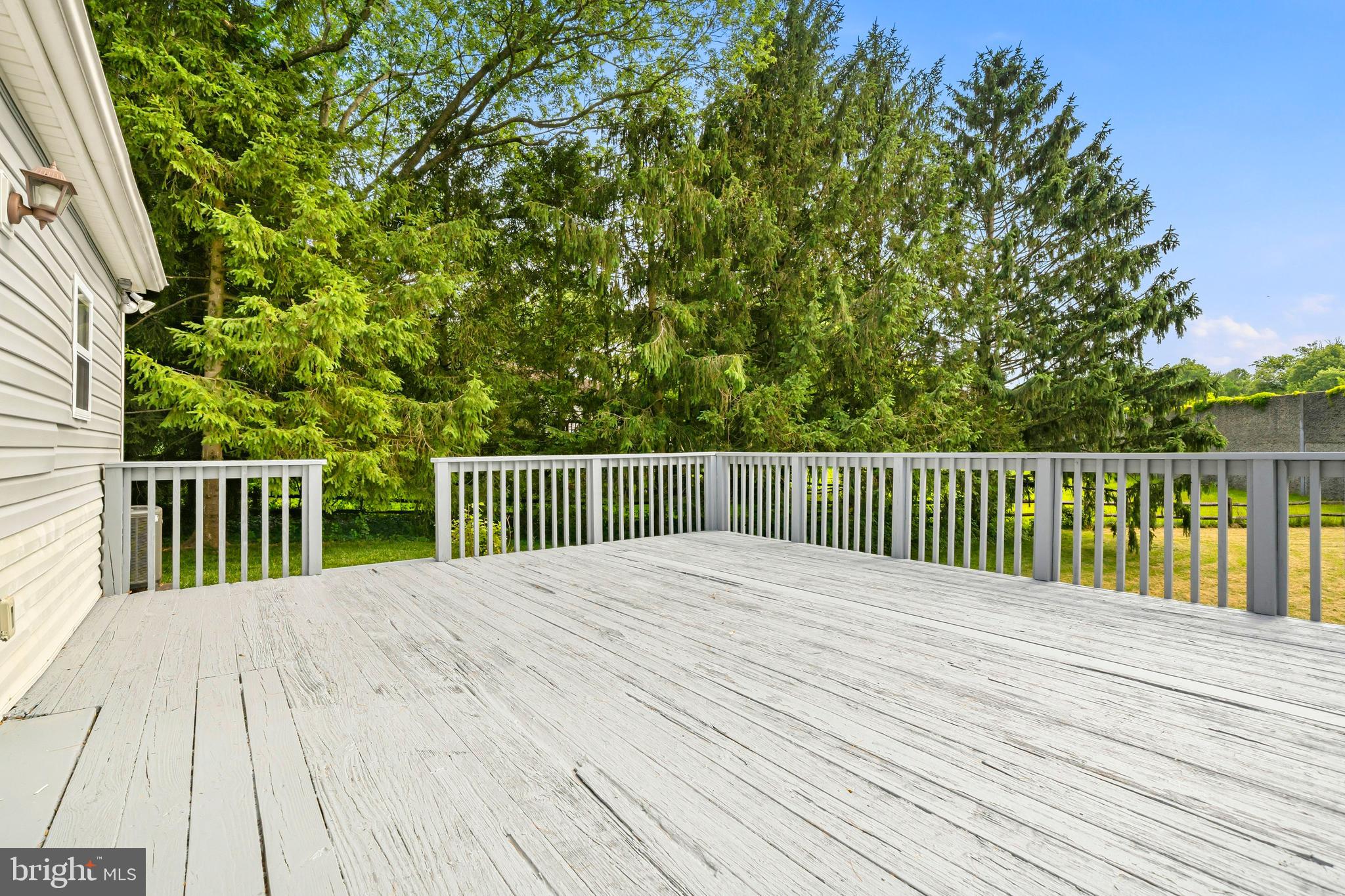 FOX MILL ESTATES - Residential