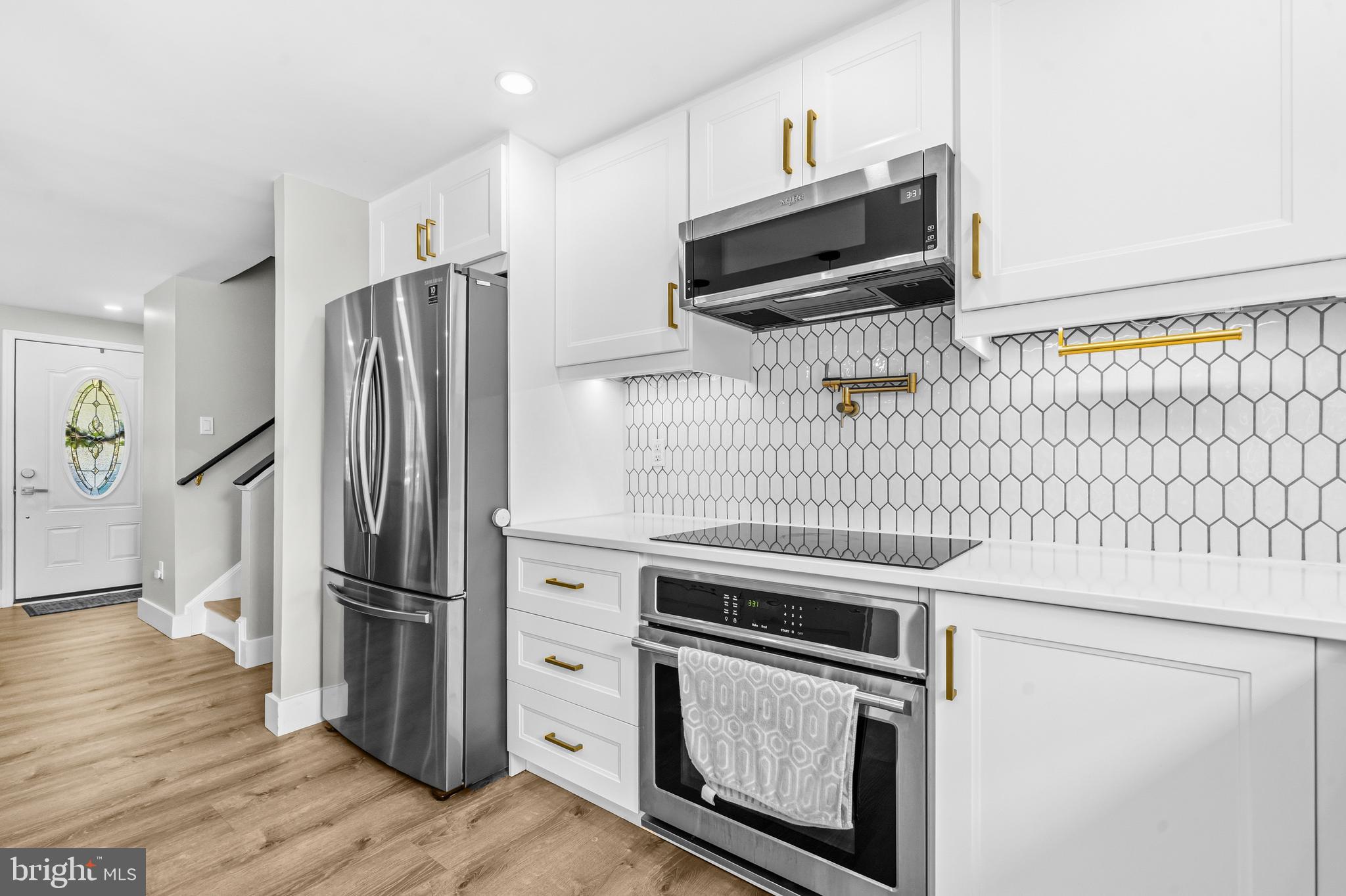 FOX MILL ESTATES - Residential