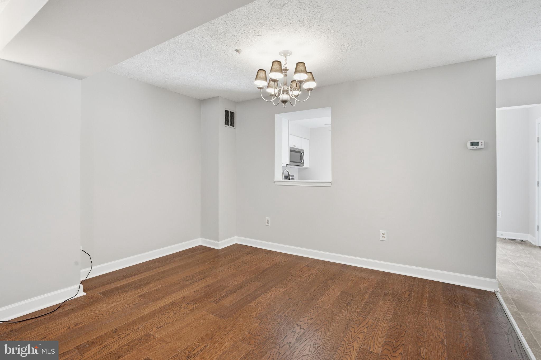 AVONDALE RUN - Residential