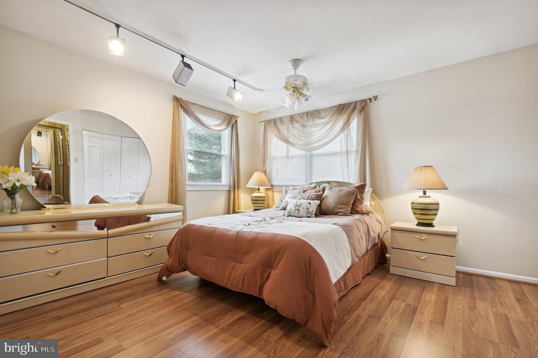 WORTHINGTON RIDGE - Residential