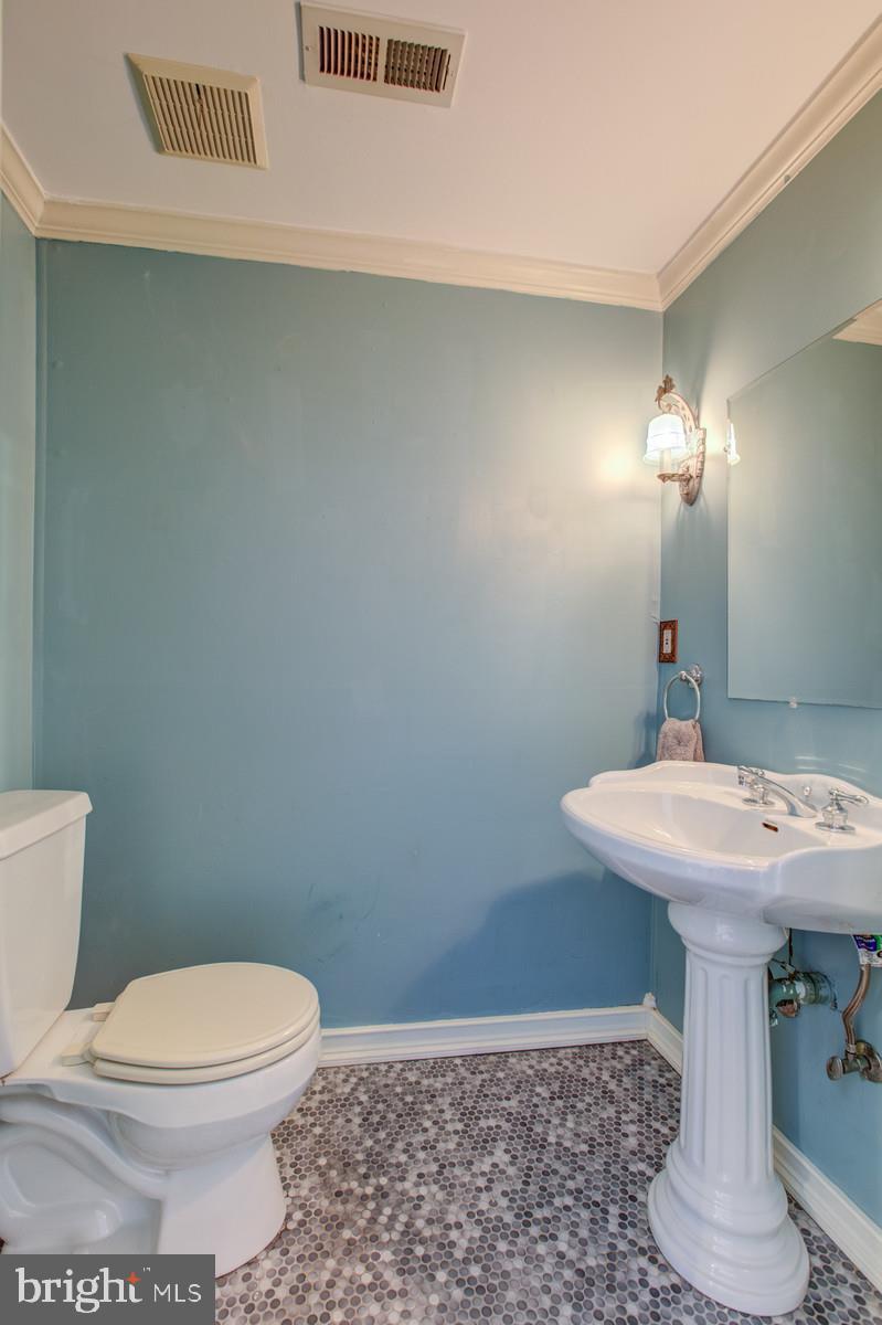 PARKER GRAY - Residential Lease