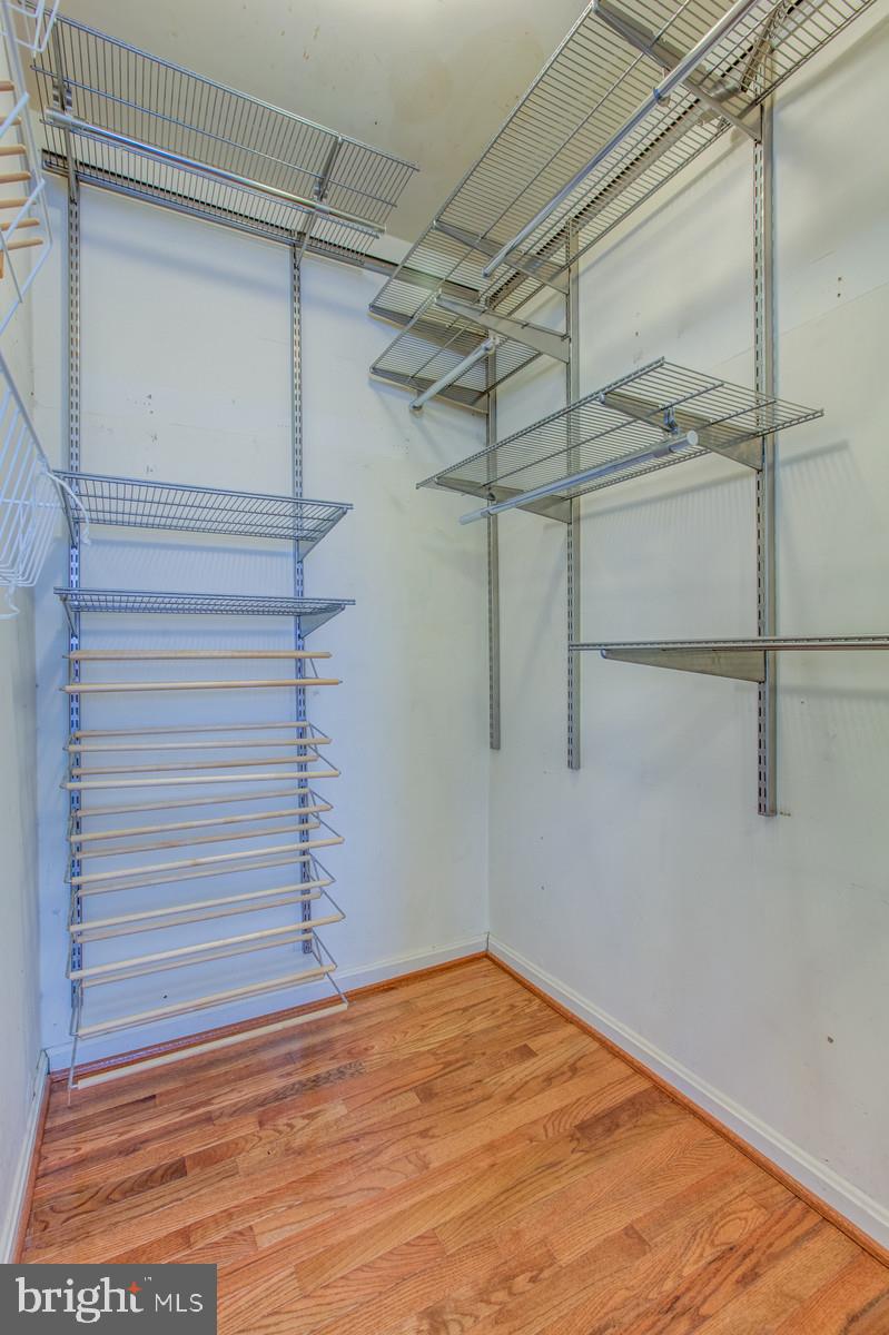 PARKER GRAY - Residential Lease