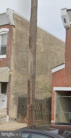 PORT RICHMOND - Land