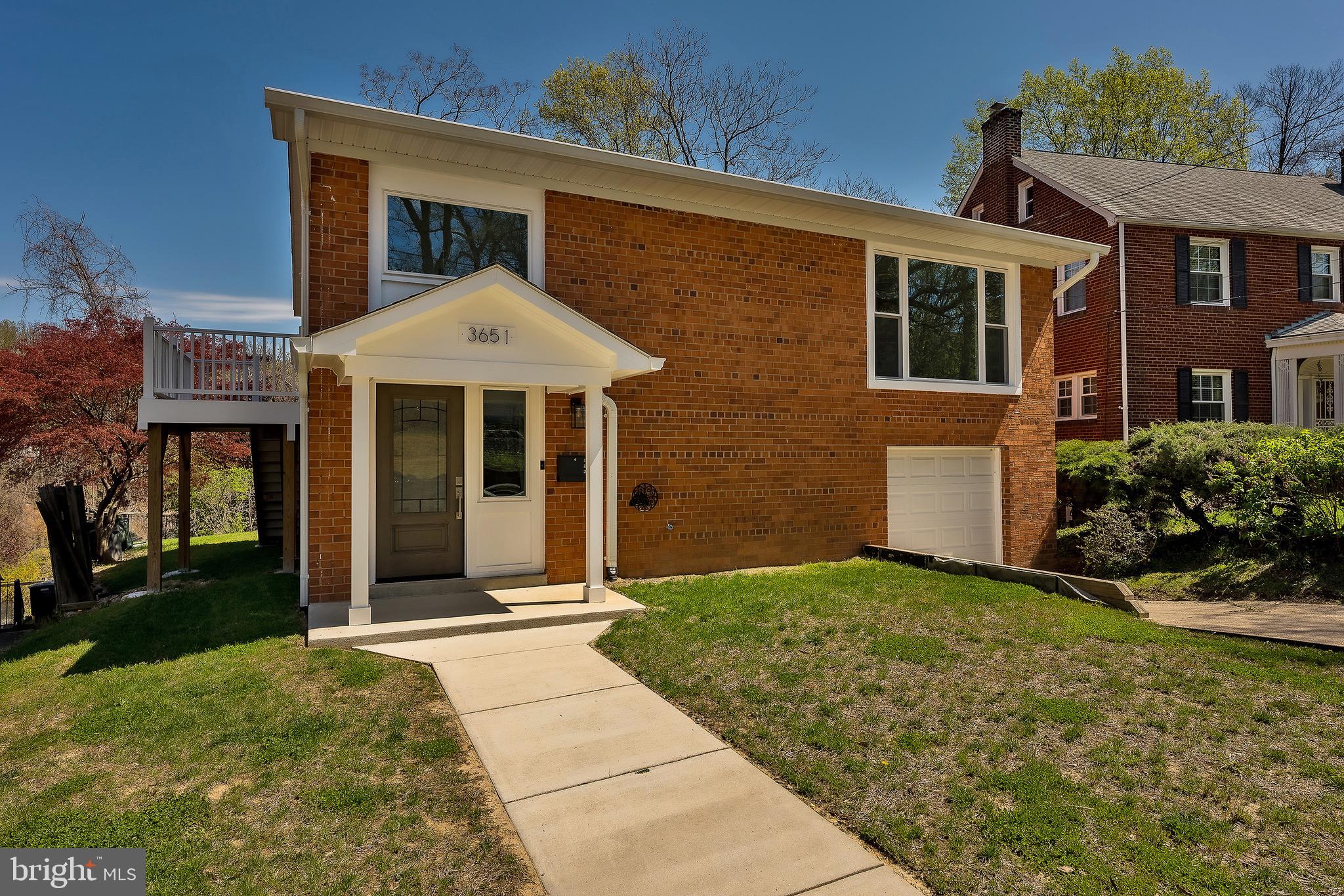 HILLCREST - Residential