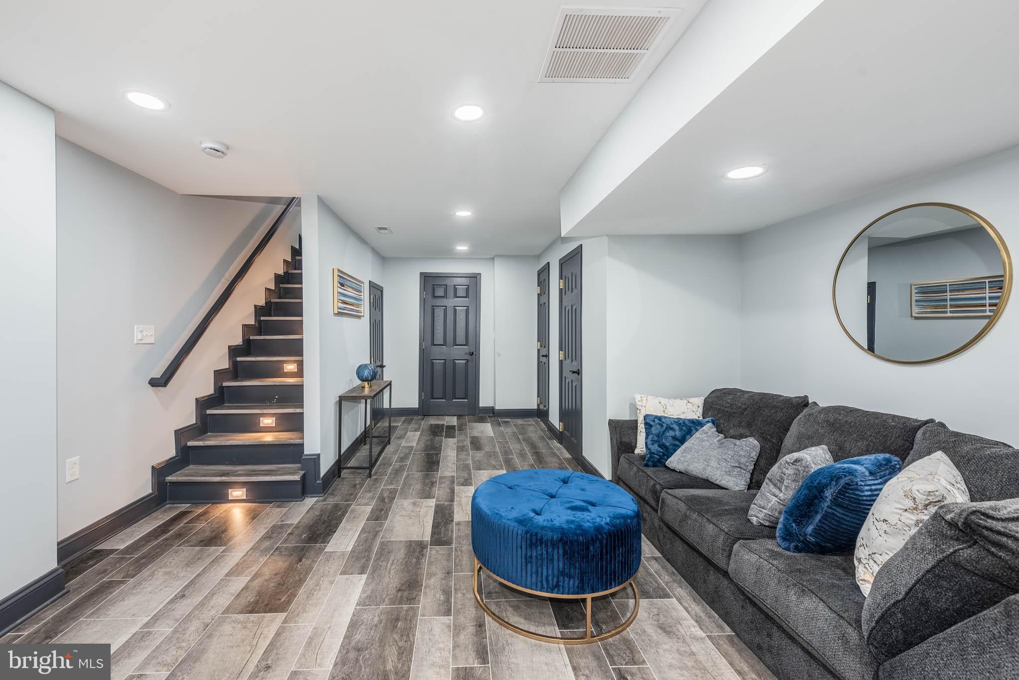 RESERVOIR HILL - Residential