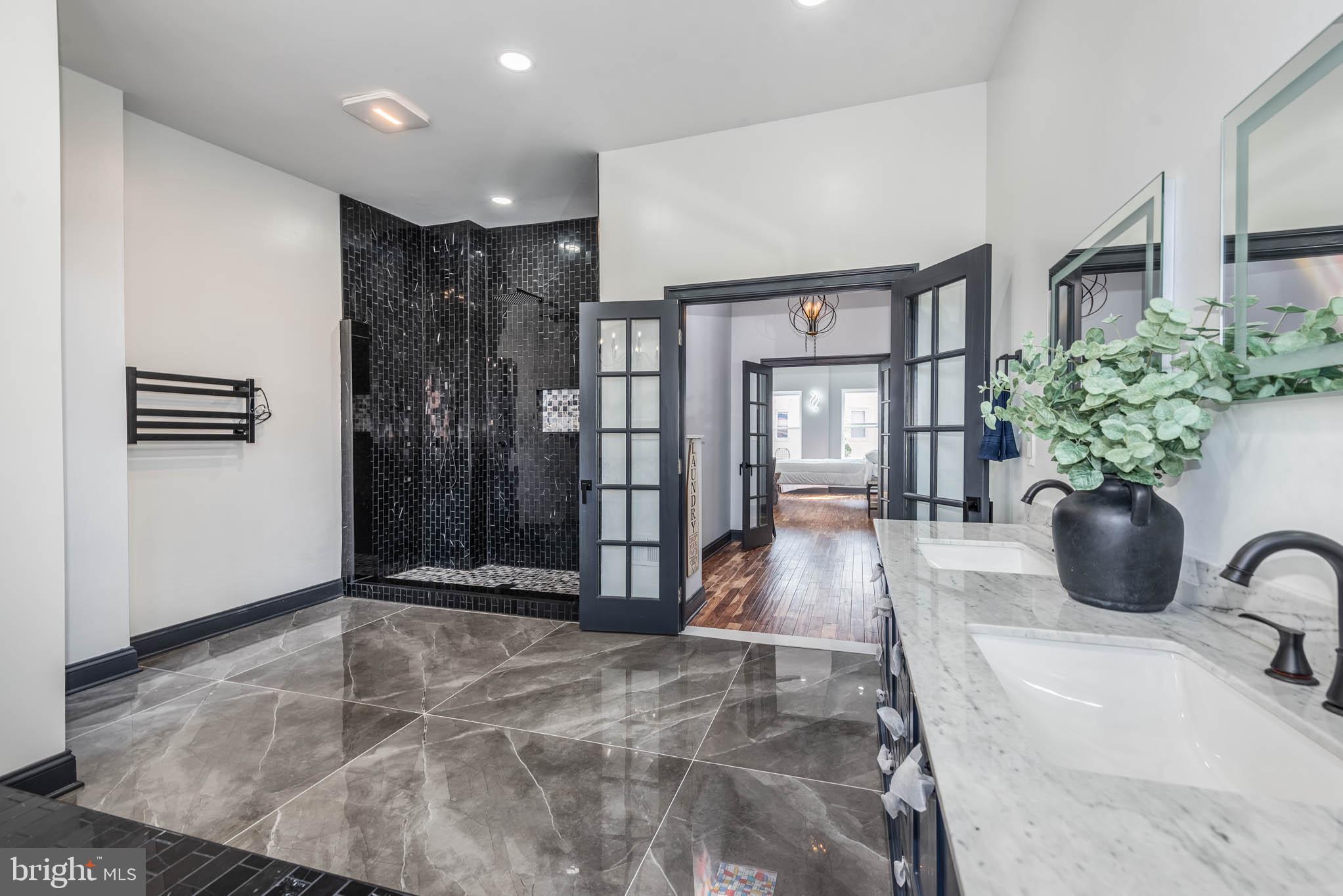 RESERVOIR HILL - Residential