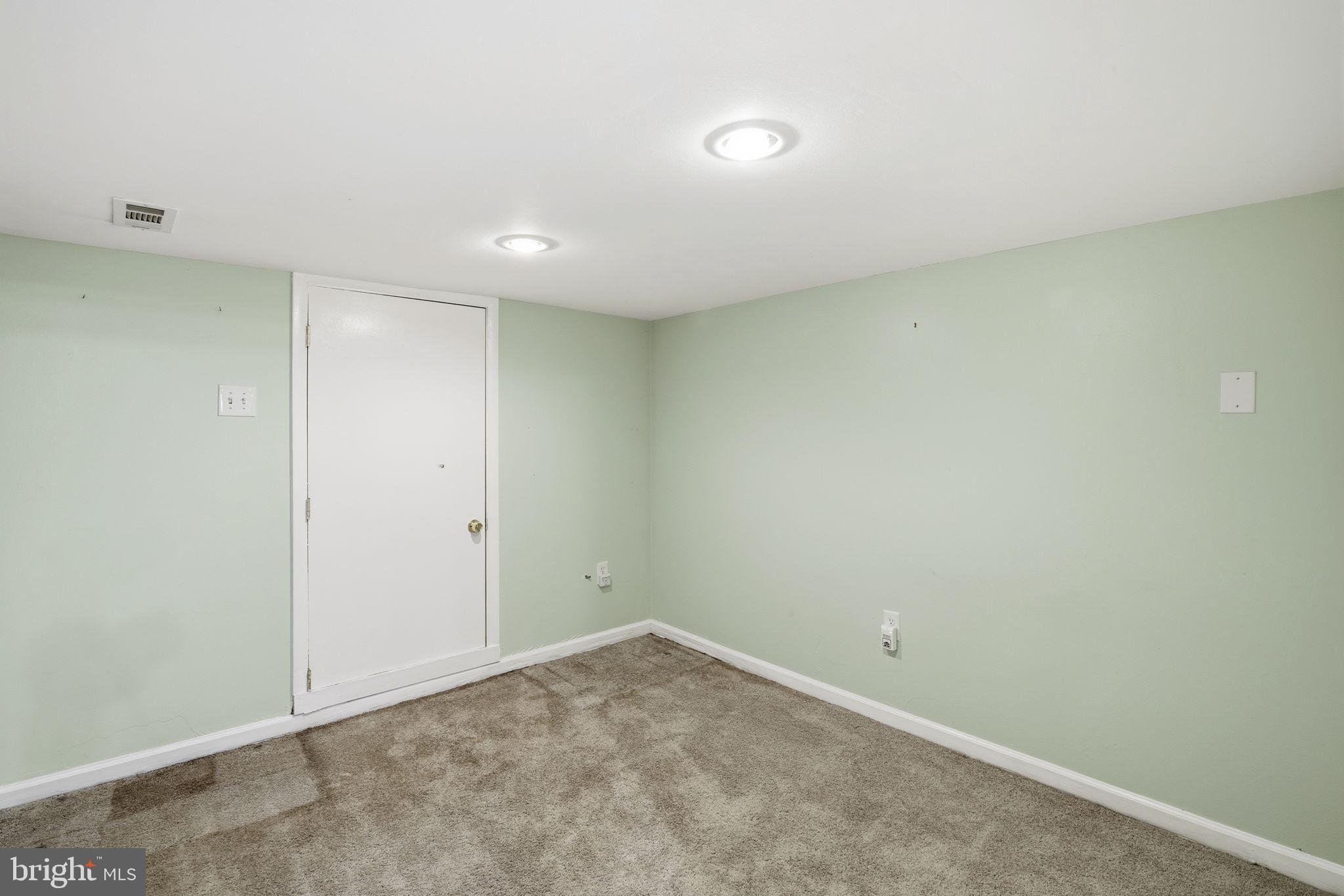 BALTIMORE PARK - Residential