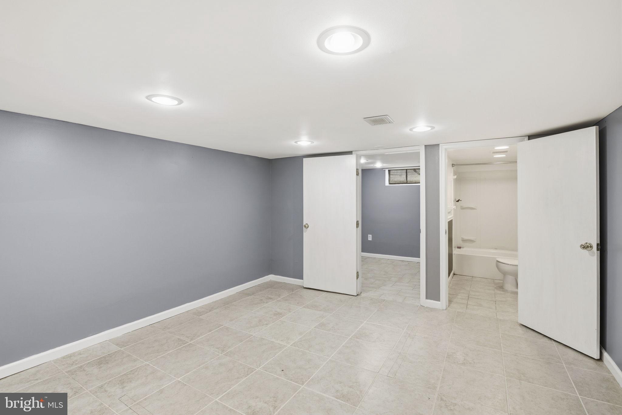 BALTIMORE PARK - Residential