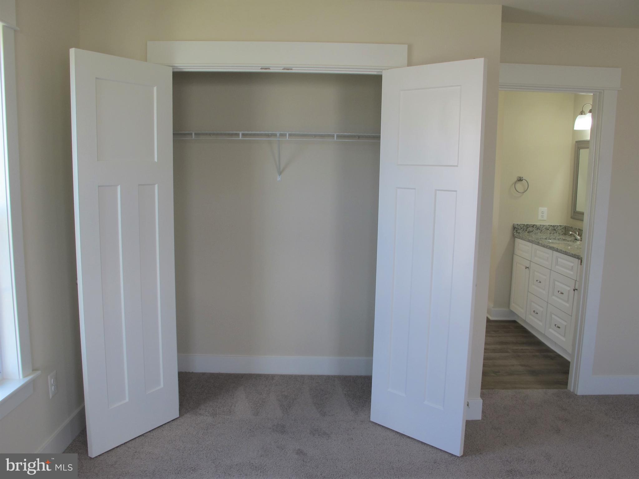 WESTMONT - Residential
