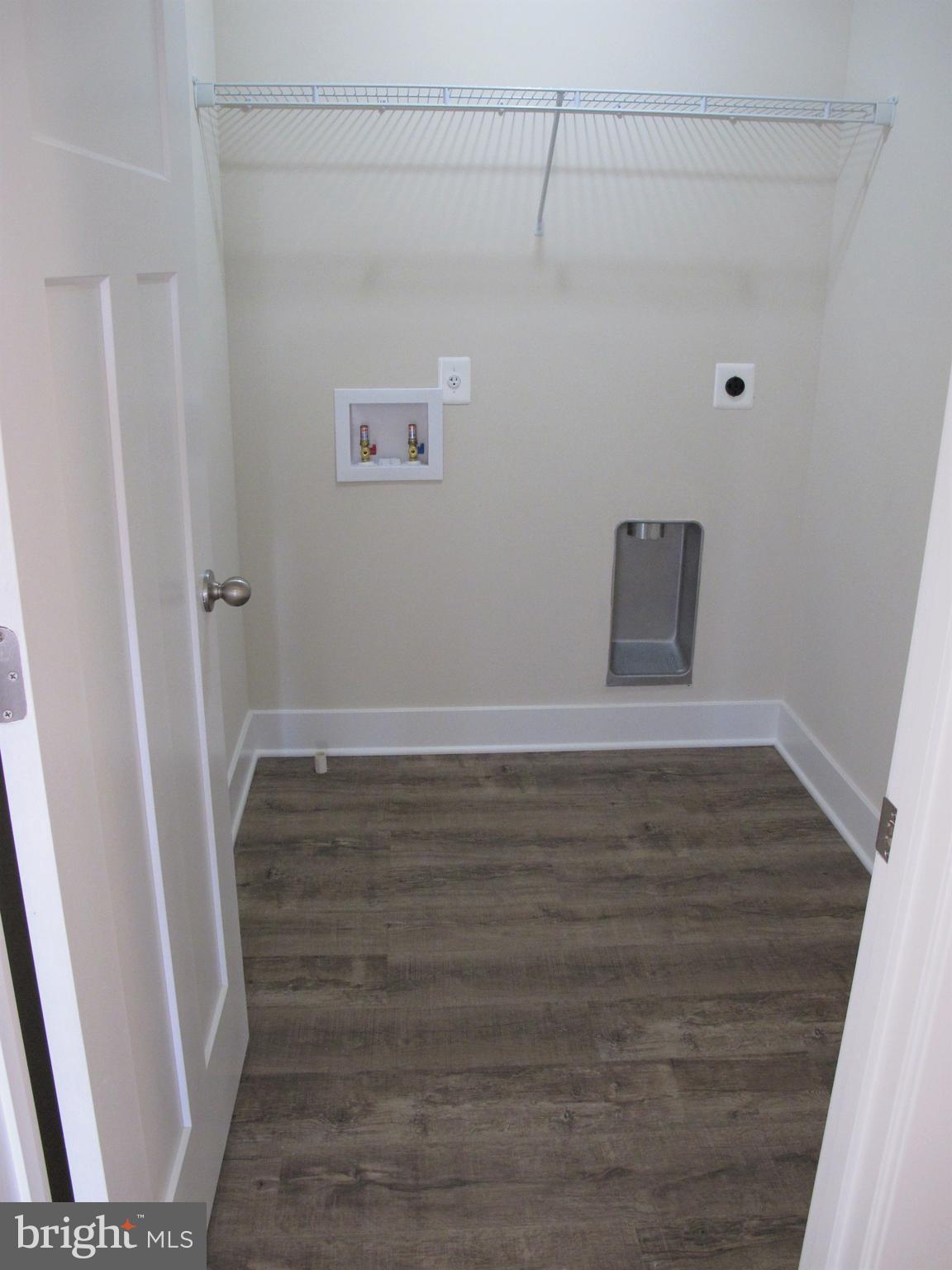 WESTMONT - Residential