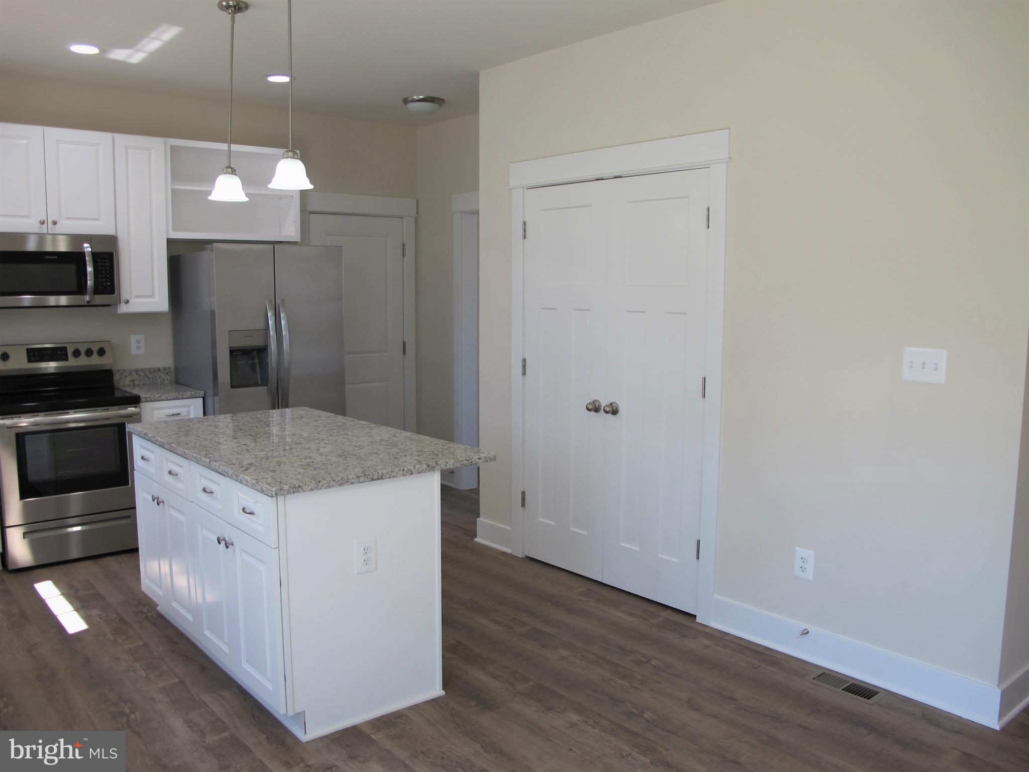 WESTMONT - Residential