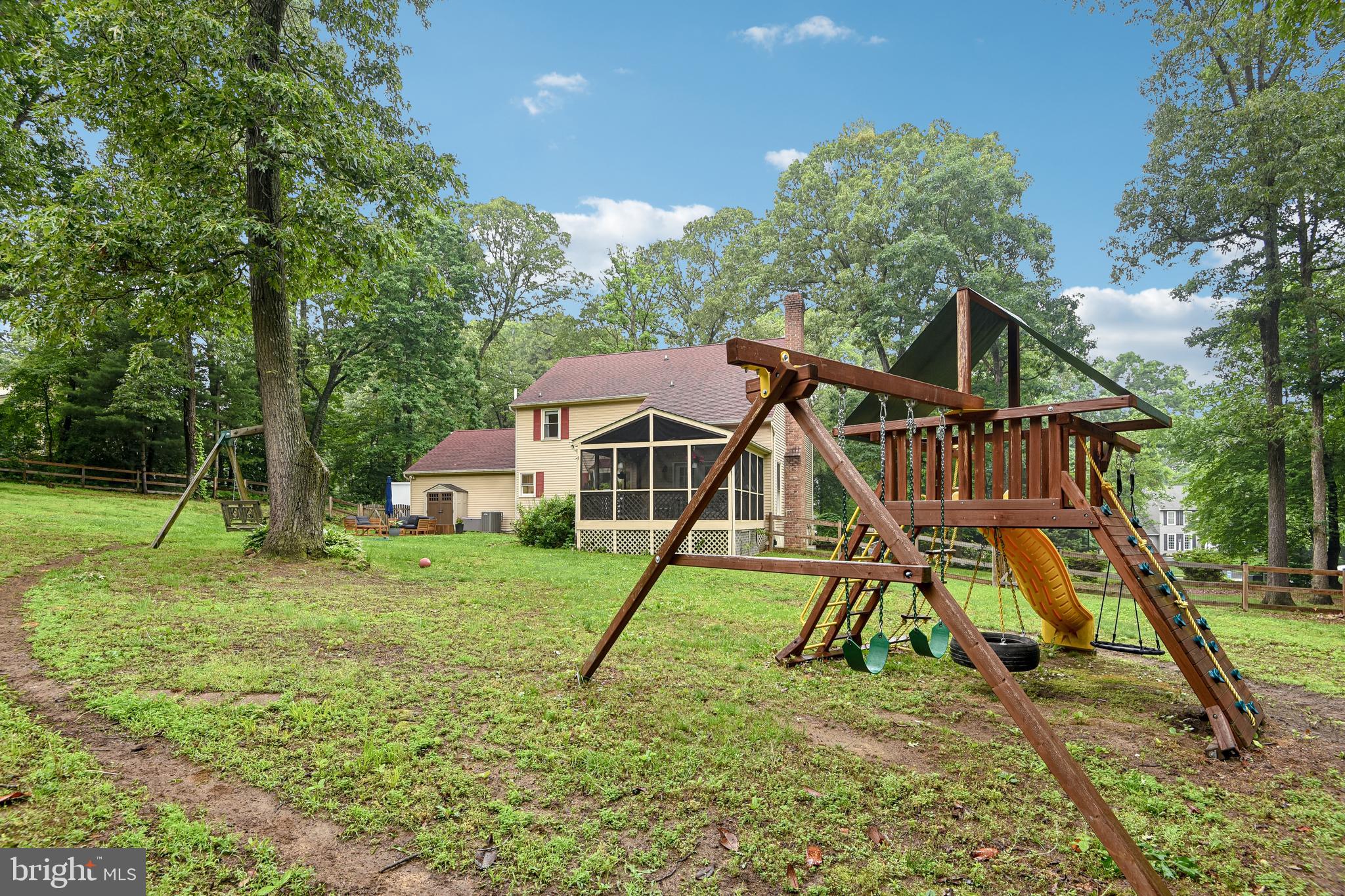 WOODBRIDGE FOREST - Residential