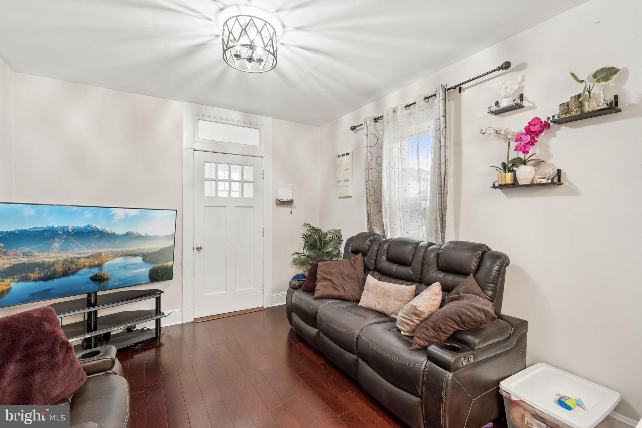 BROOKLYN PARK - Residential