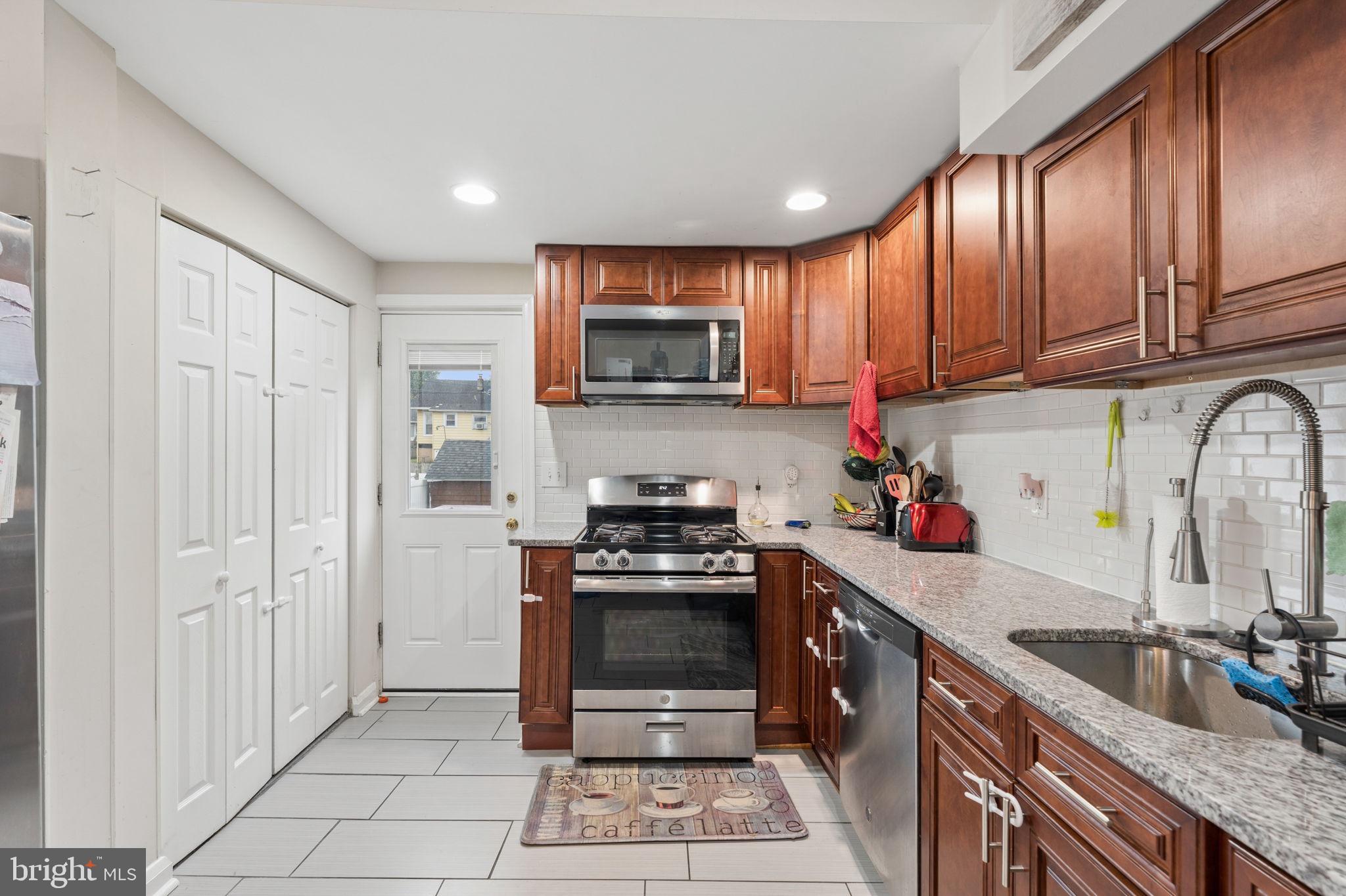BROOKLYN PARK - Residential