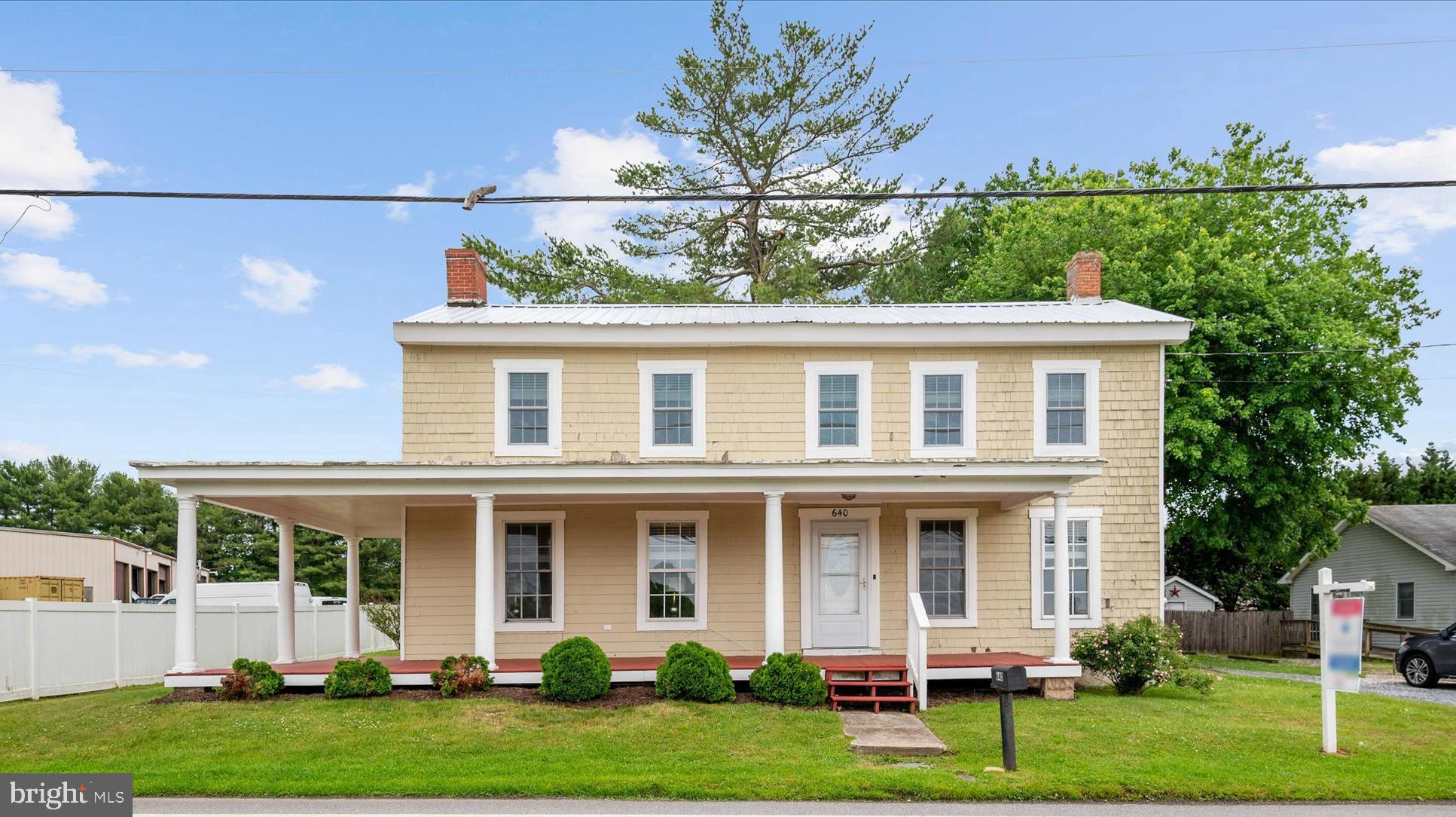CHURCH HILL - Residential