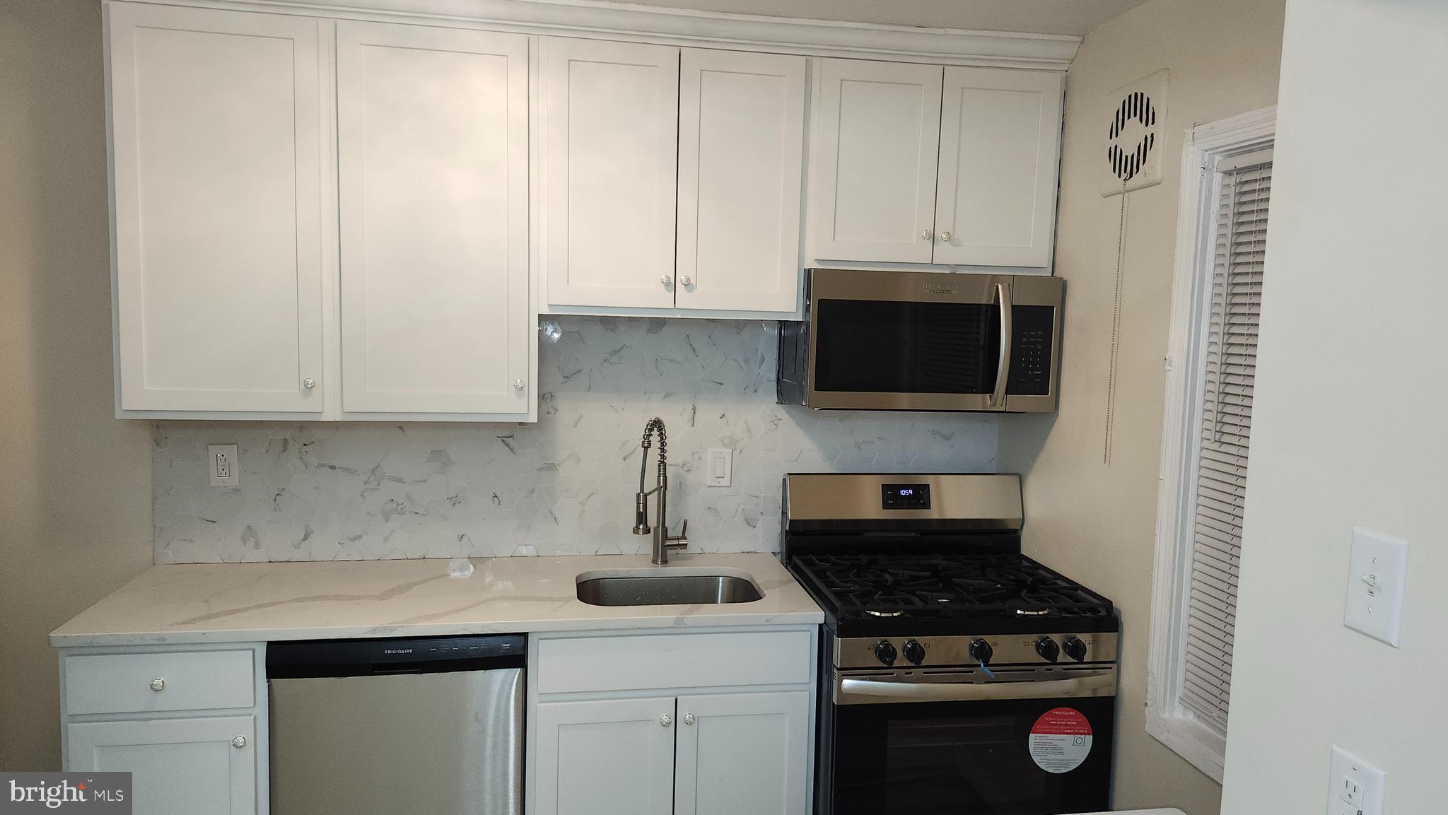 NORTHWOOD - Residential