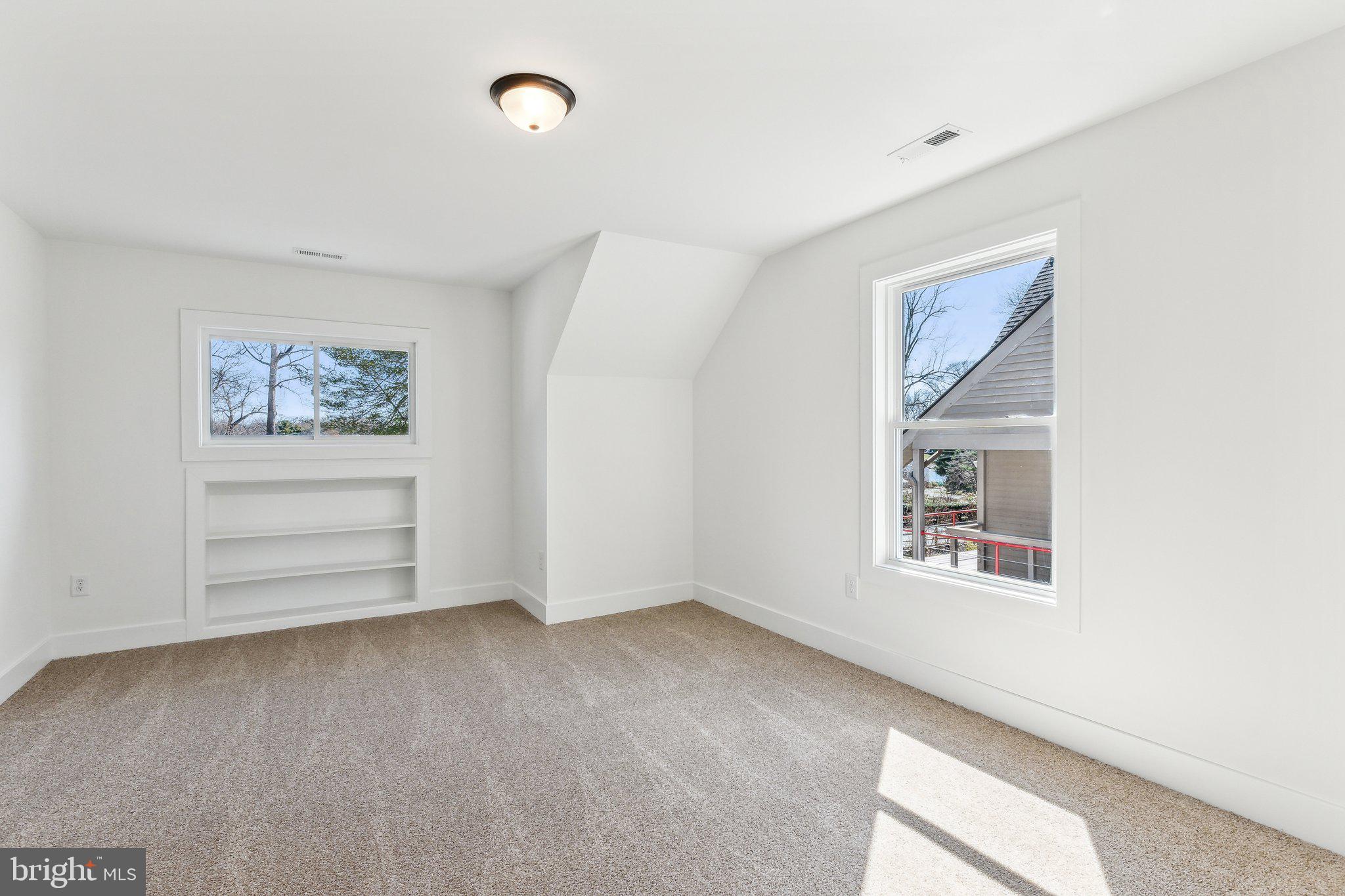 CAPE ST CLAIRE - Residential