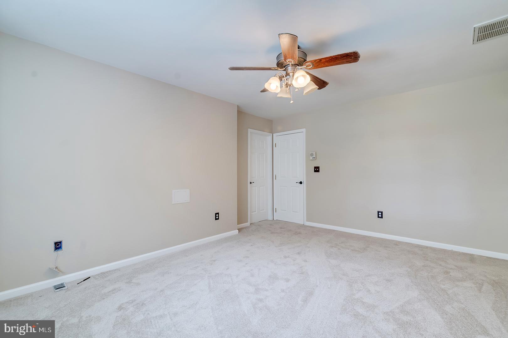 NUTTERS CROSSING - Residential