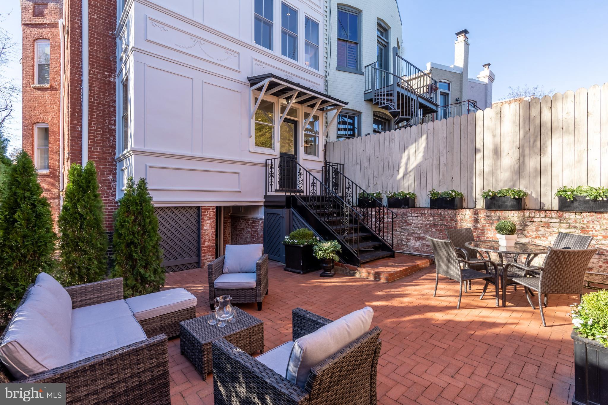 GEORGETOWN - Residential