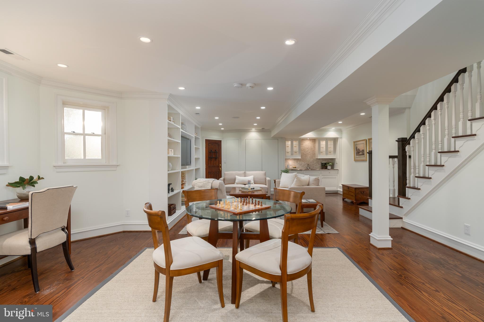 GEORGETOWN - Residential