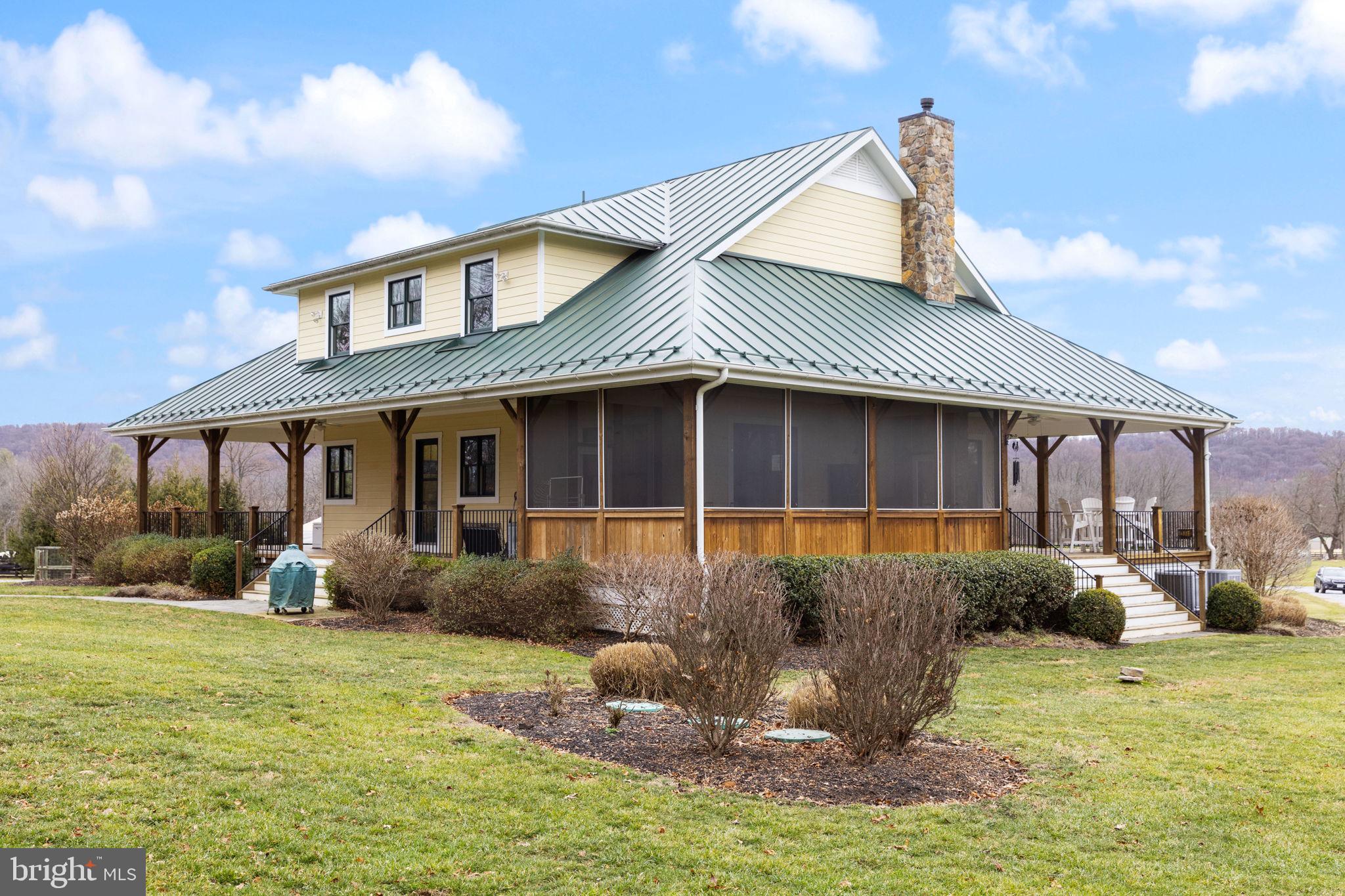HOUGH FARM - Residential