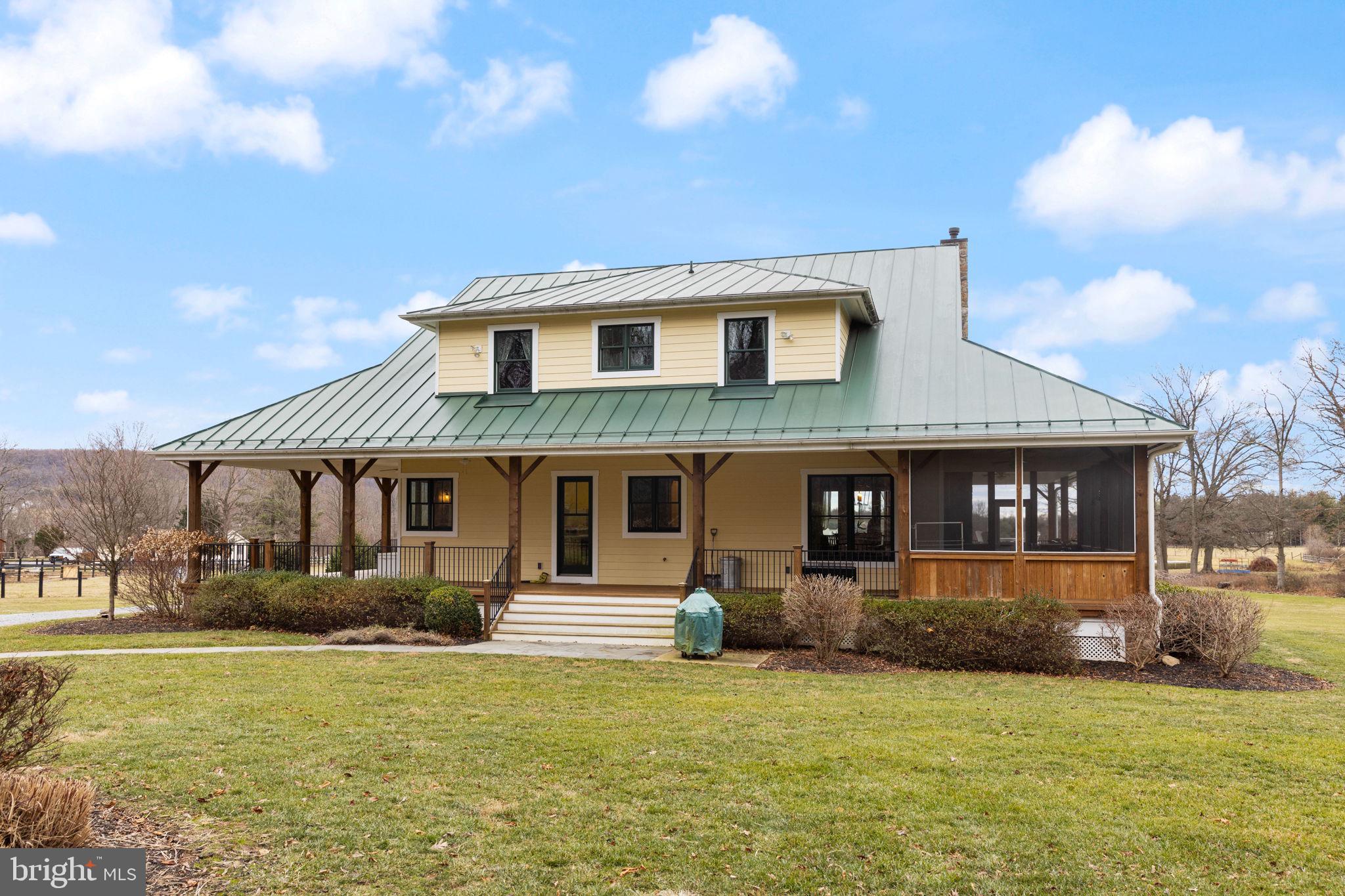 HOUGH FARM - Residential