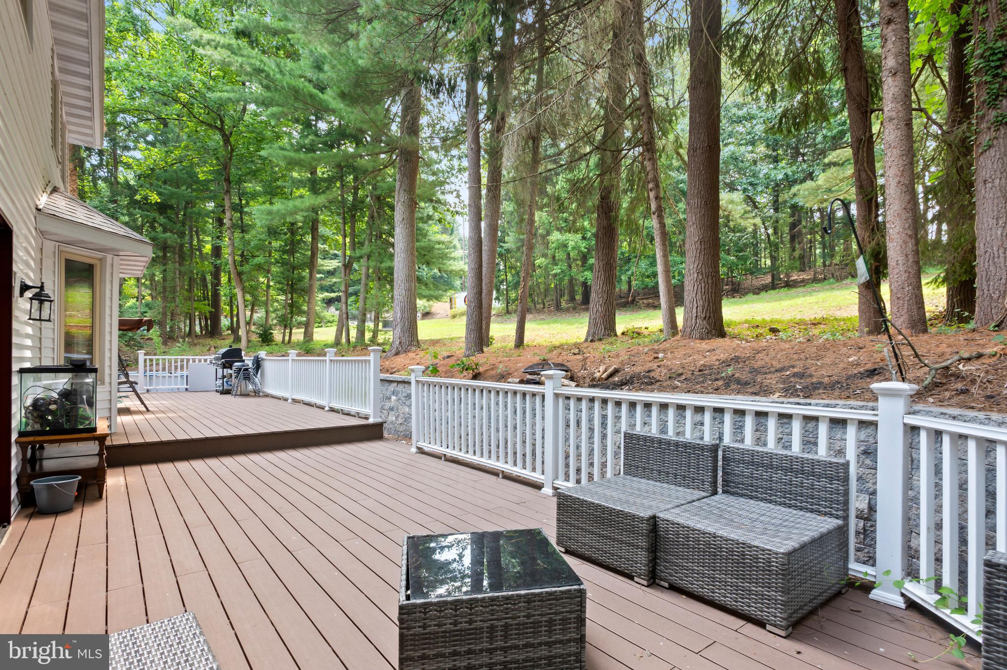 HESSIAN PINES - Residential
