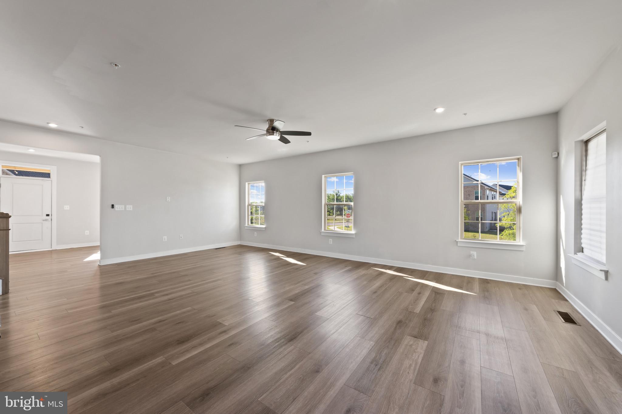 TIMOTHY BRANCH SINGLES - Residential