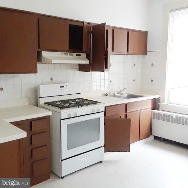 EAST BALTIMORE MIDWAY - Residential