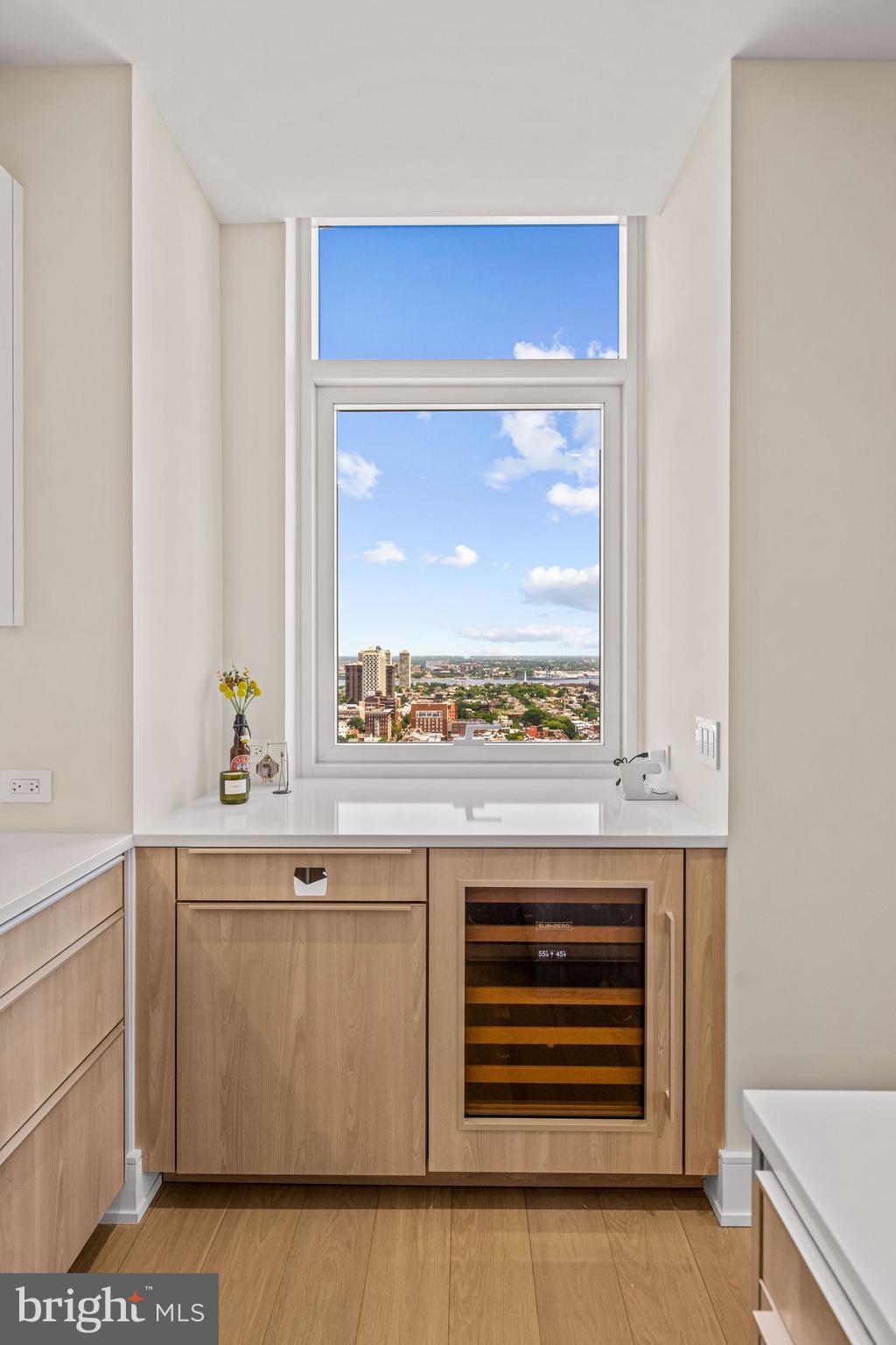 AVENUE OF THE ARTS - Residential