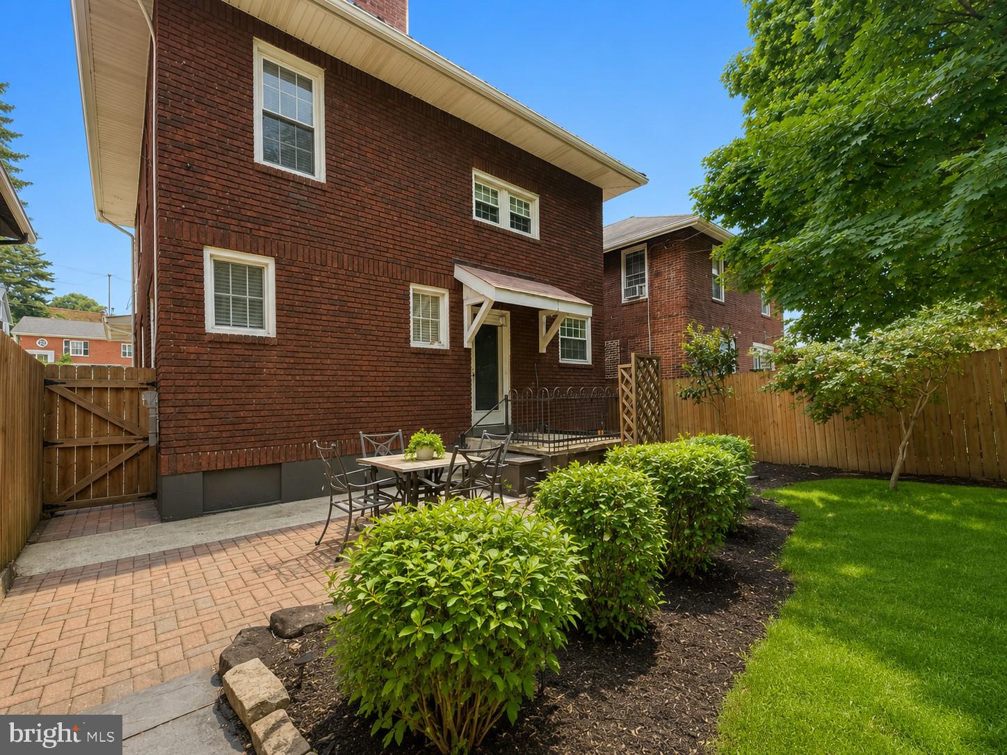 JOHNSON HEIGHTS - Residential