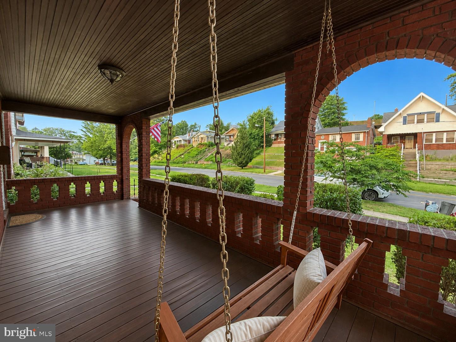 JOHNSON HEIGHTS - Residential