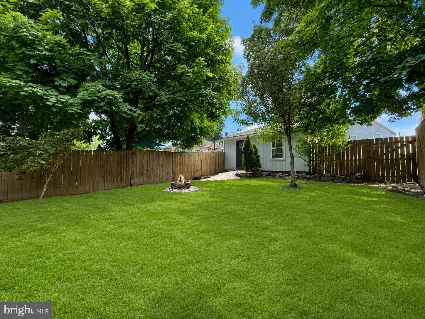 JOHNSON HEIGHTS - Residential
