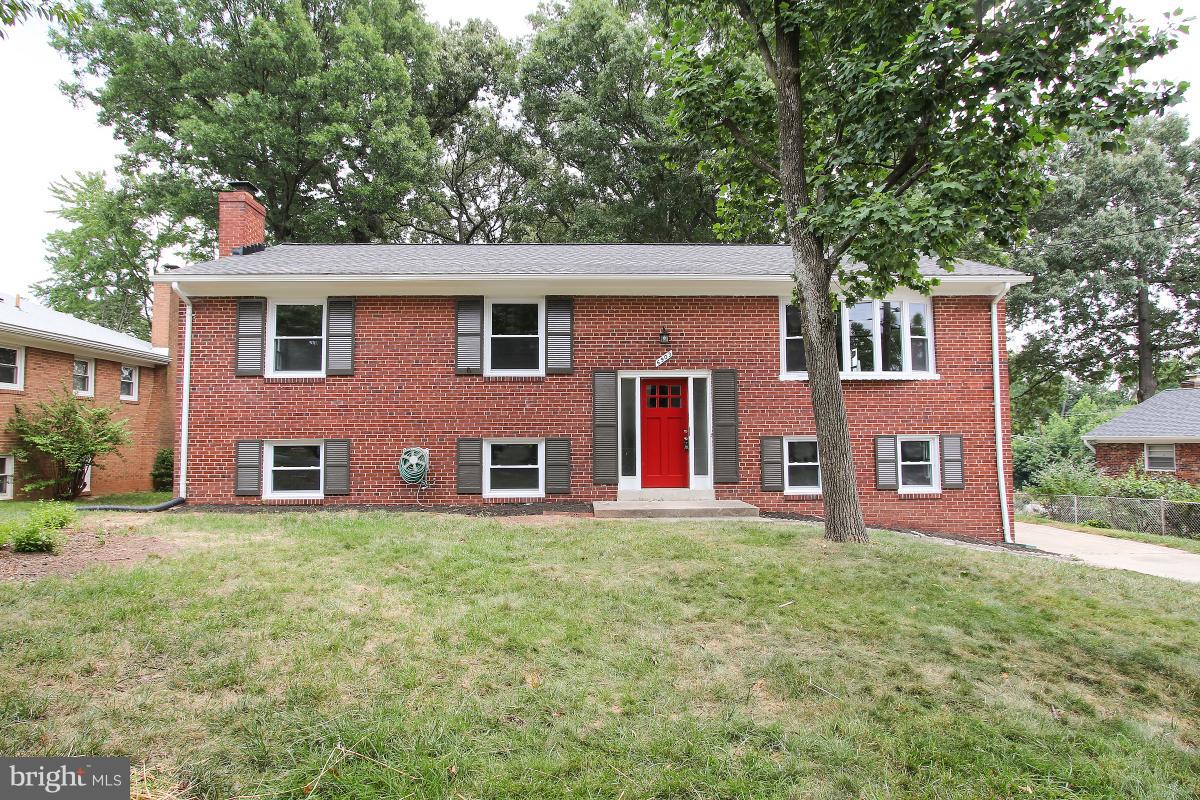 Amazing value in this completely renovated home in sought after neighborhood in Lanham!  Huge home w/ brand new HVAC, roof, & windows. Features include: renovated bathrooms, fully renovated kitchen w/ stainless steel & granite counter tops, brand new carpets & amazing hardwoods! Fully finished basement w/ walkout, large rec room/family room, & don't miss the great yard!  This one will not last!