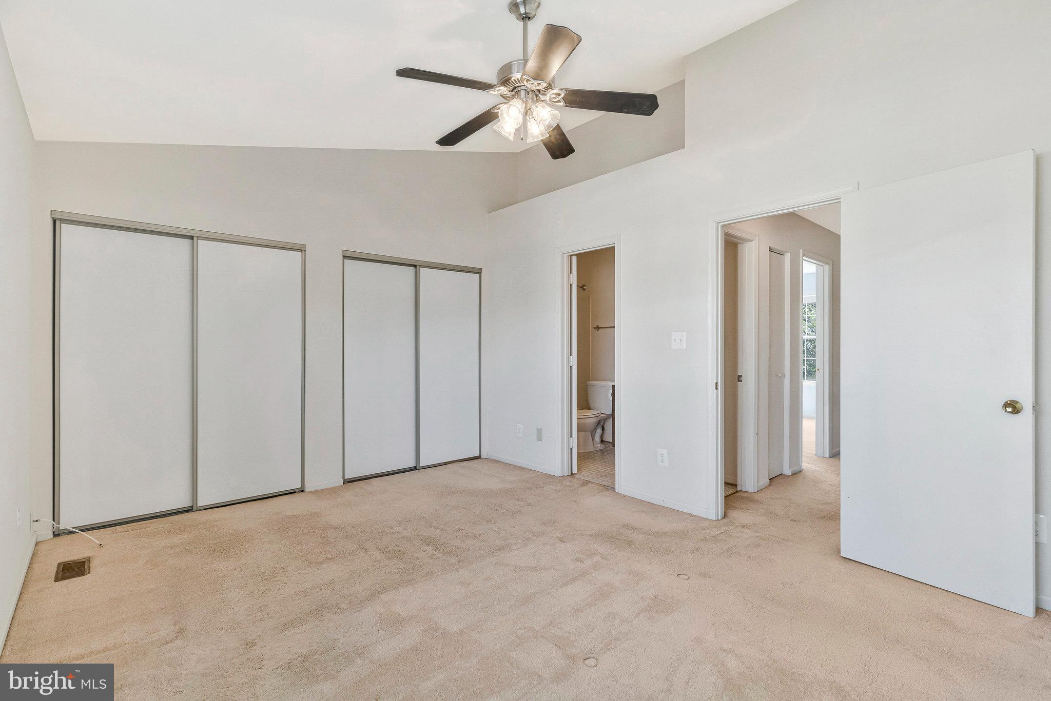 ROLLING RIDGE - Residential