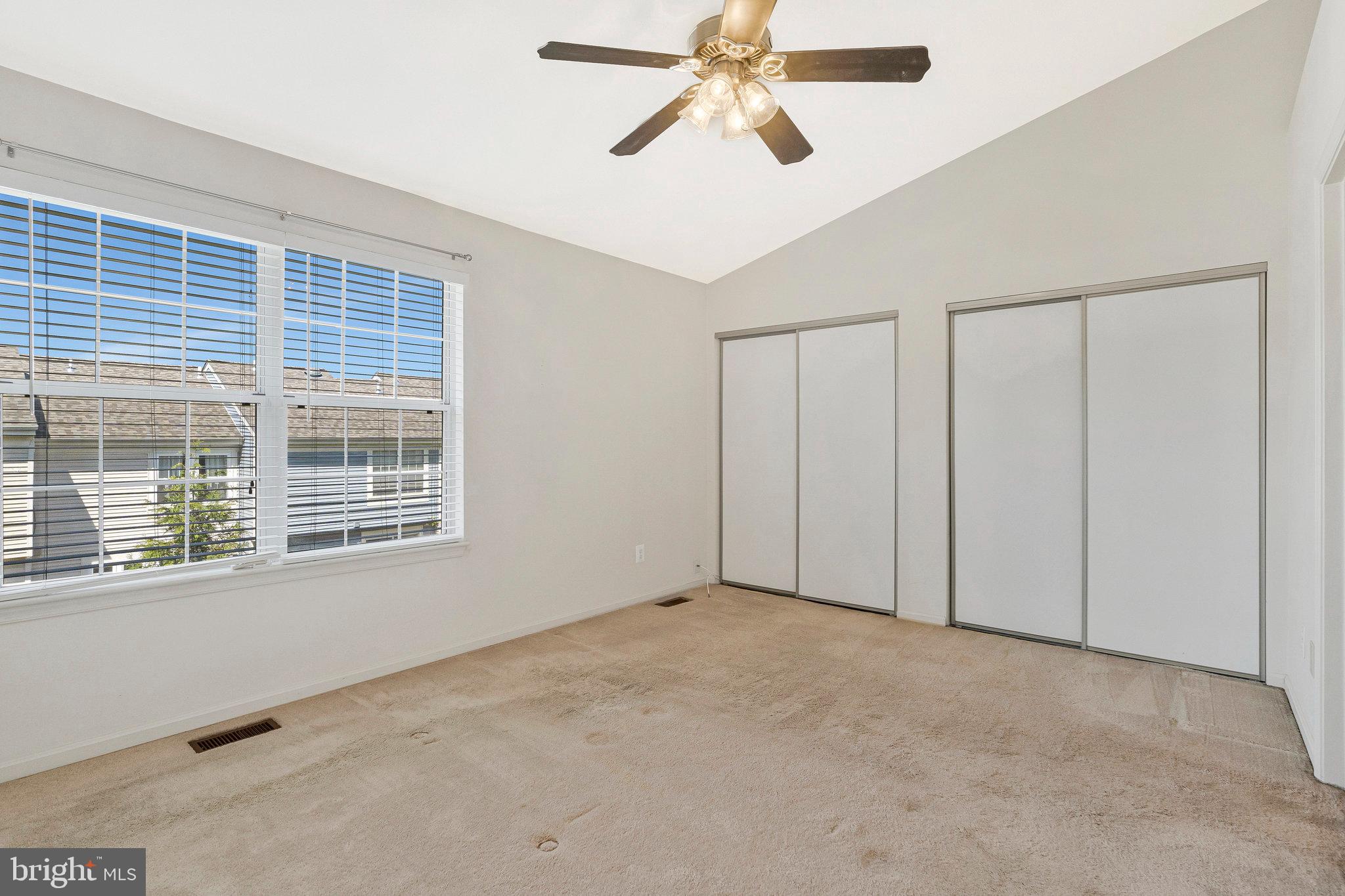 ROLLING RIDGE - Residential