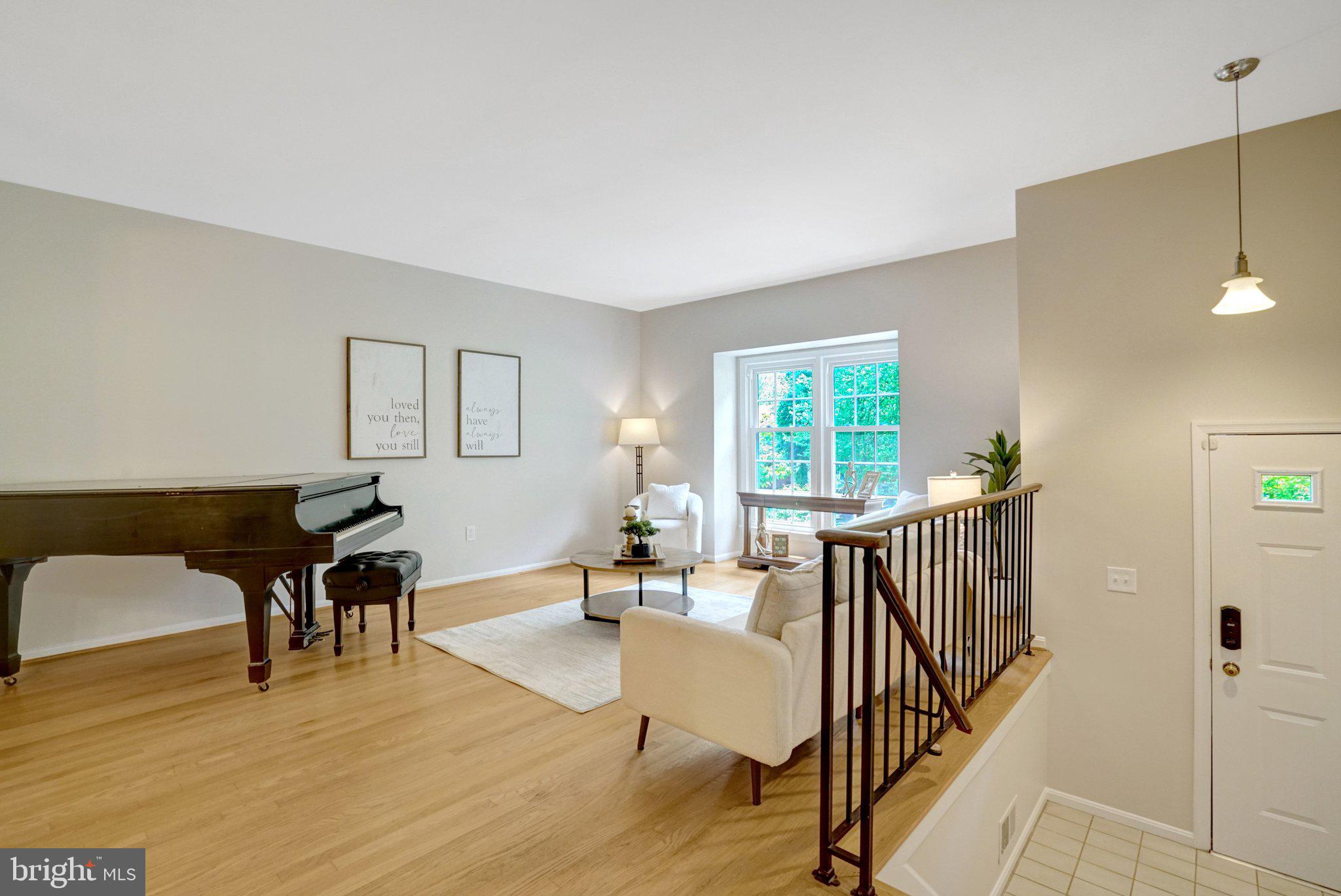 LAFAYETTE VILLAGE - Residential