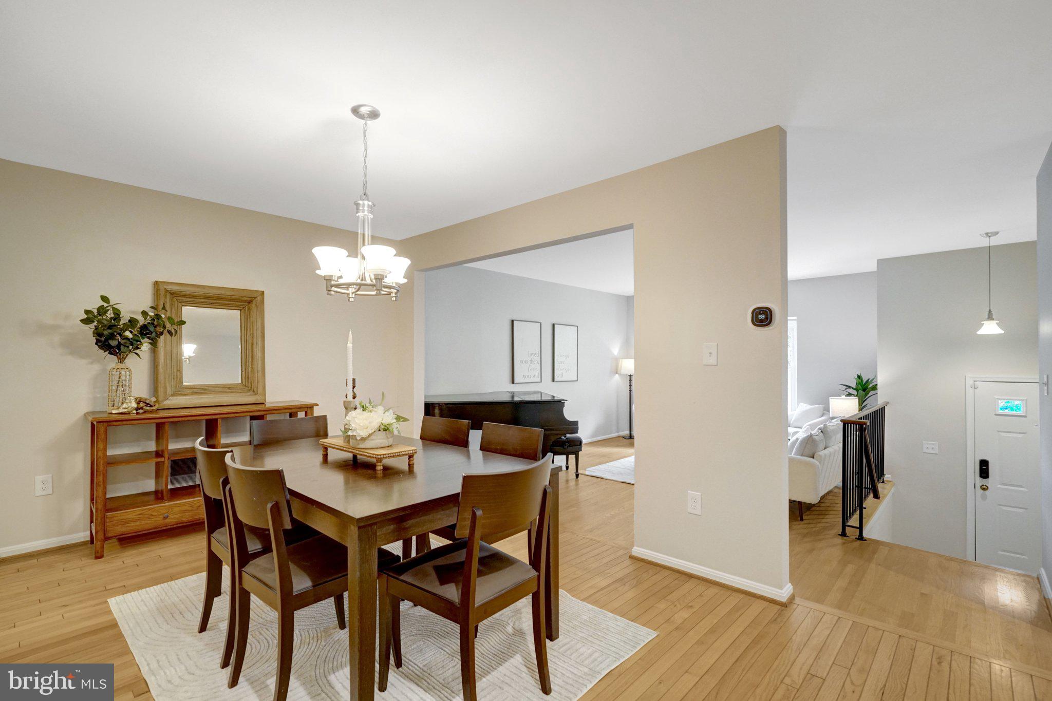 LAFAYETTE VILLAGE - Residential