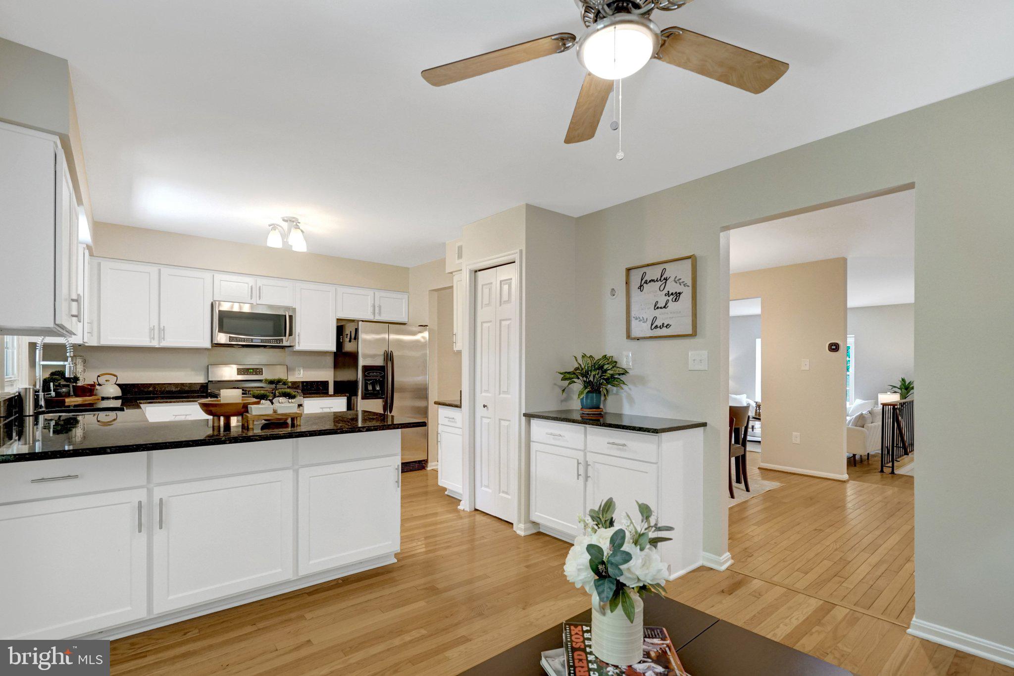 LAFAYETTE VILLAGE - Residential