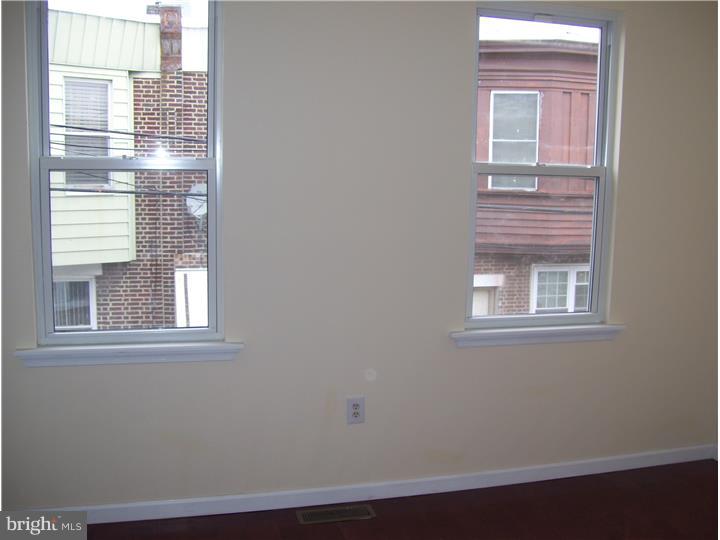 LOWER MOYAMENSING - Residential