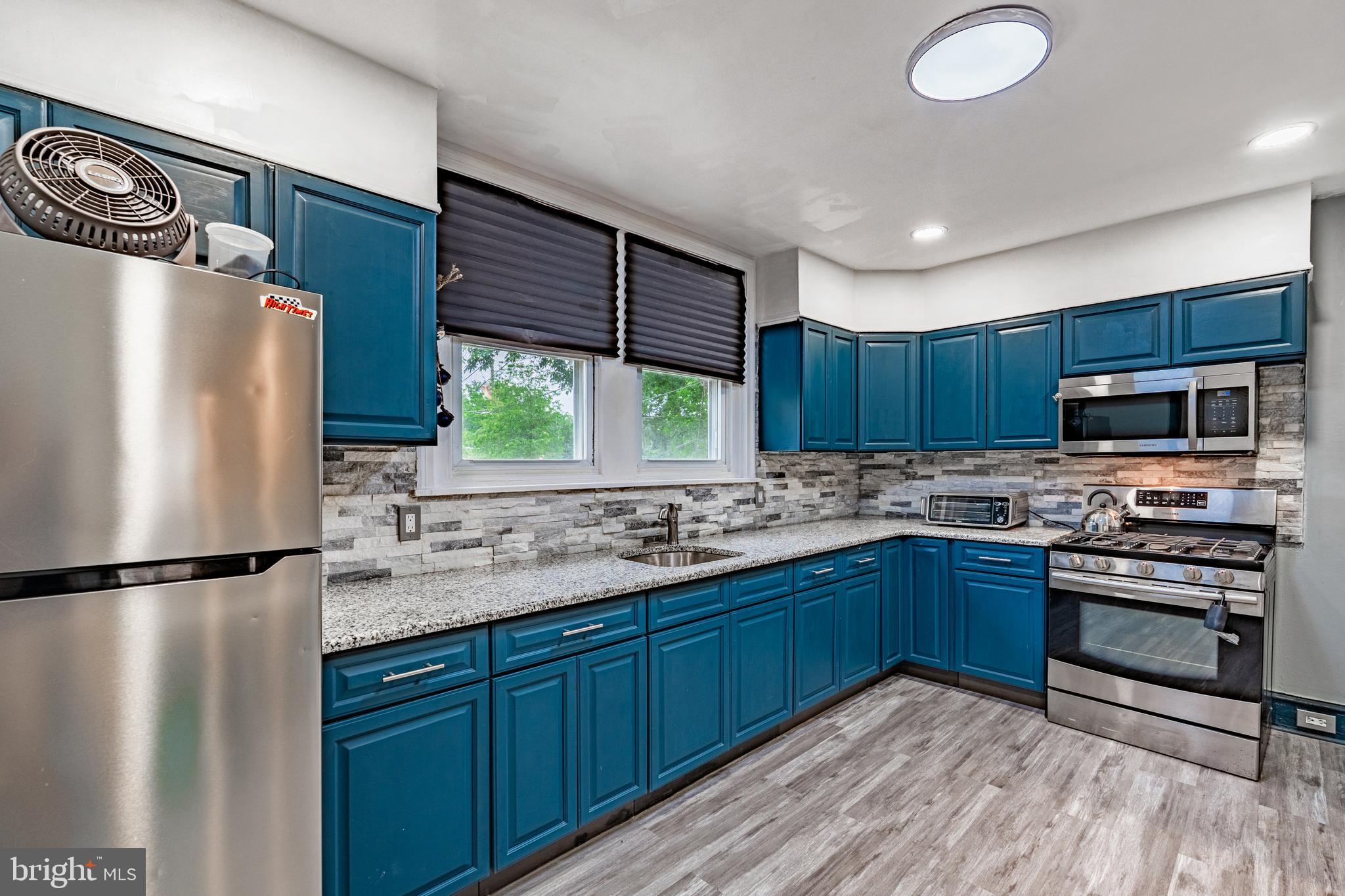 NORRISTOWN - Residential