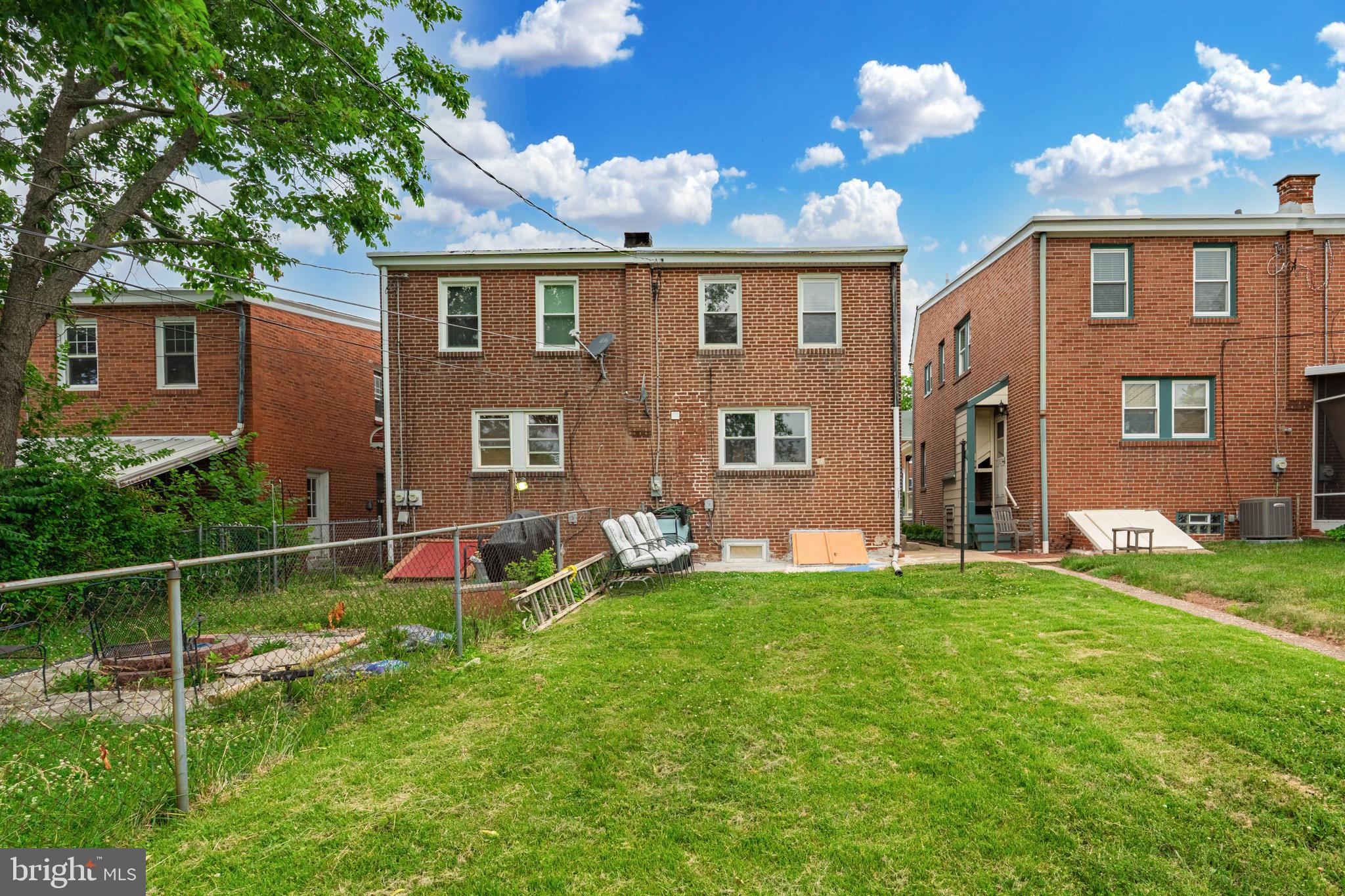 NORRISTOWN - Residential