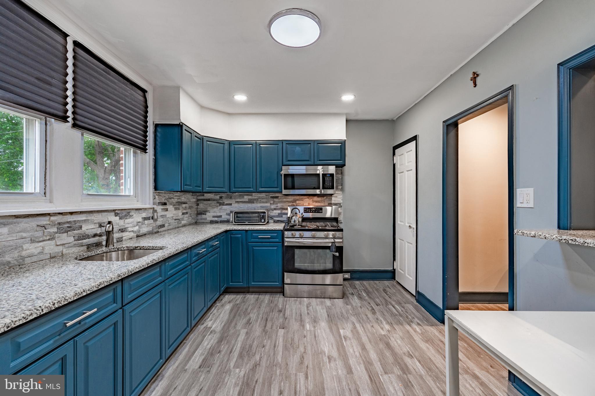 NORRISTOWN - Residential