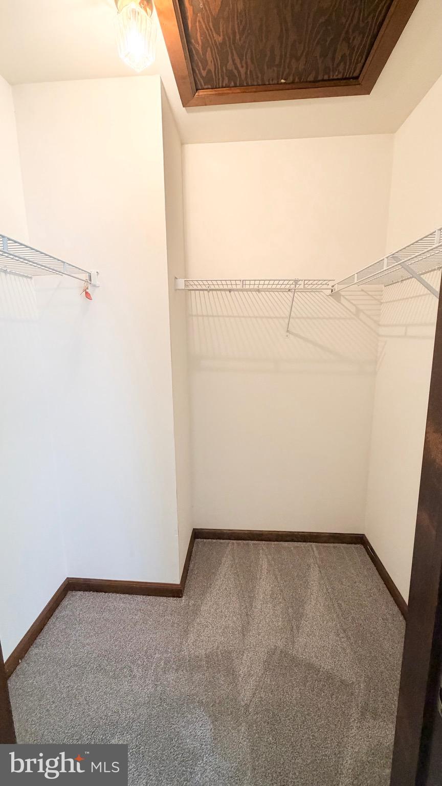 FOX CHASE - Residential