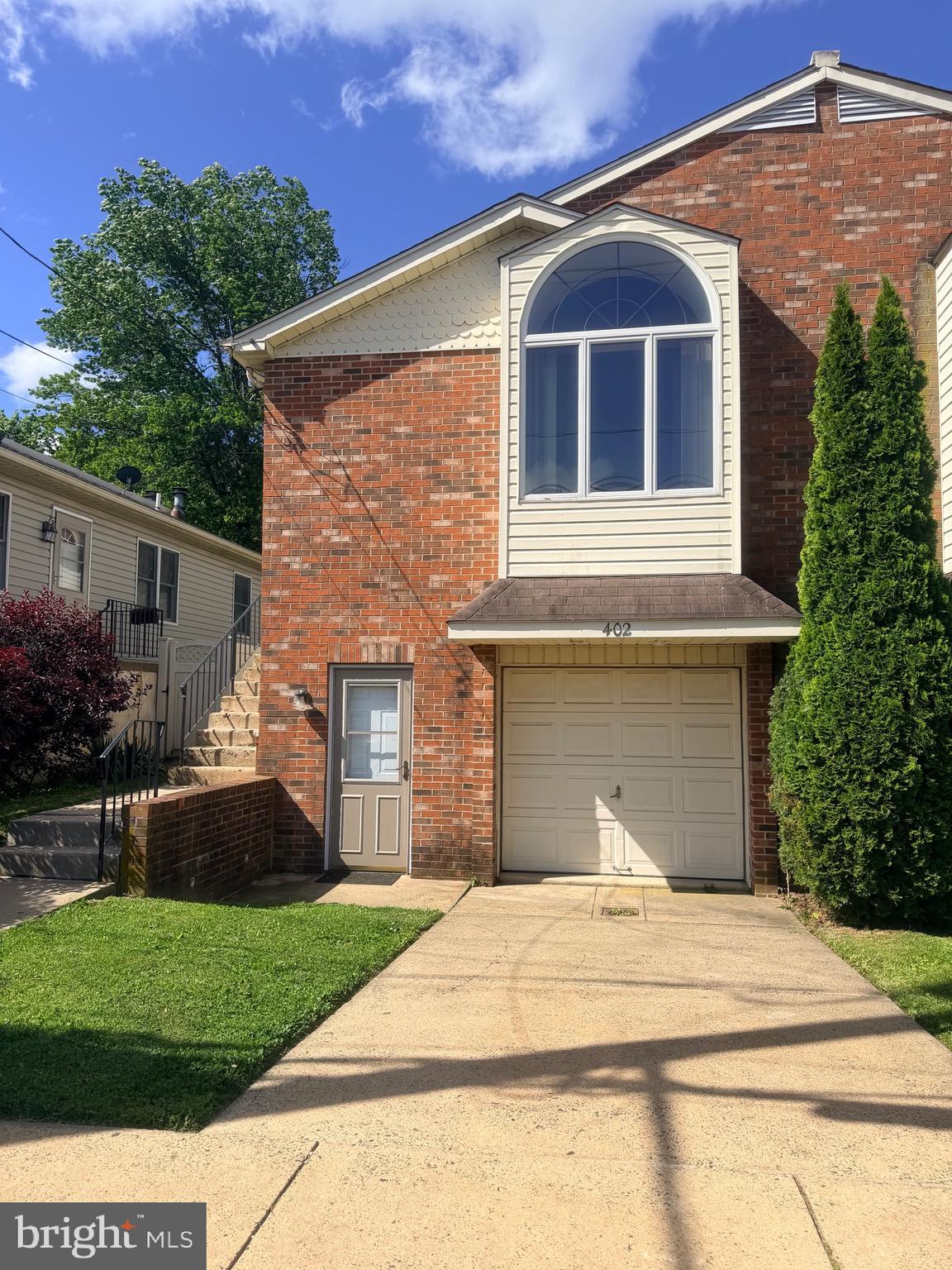 FOX CHASE - Residential